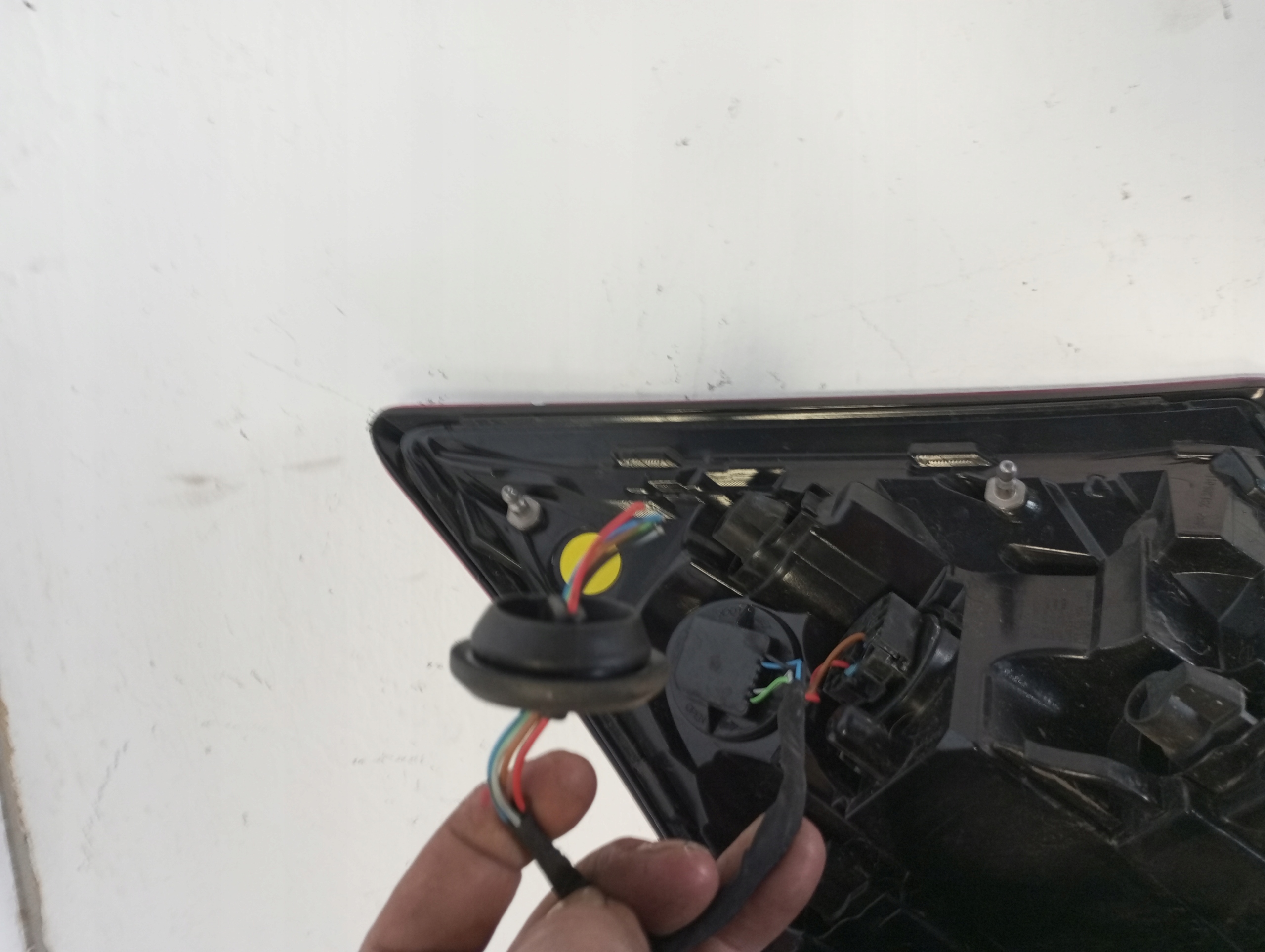 light rear part NISSAN JUKE II F16 left