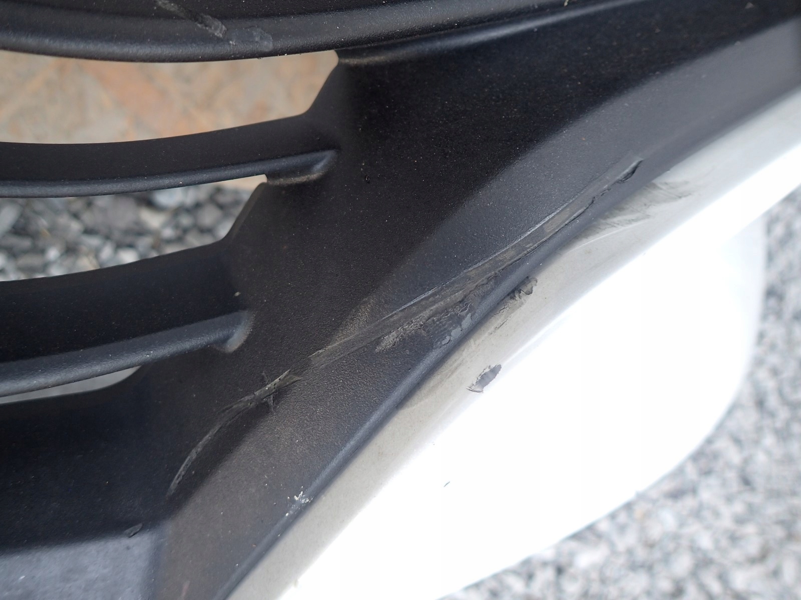 bumper front front TOYOTA YARIS 4 IV P21