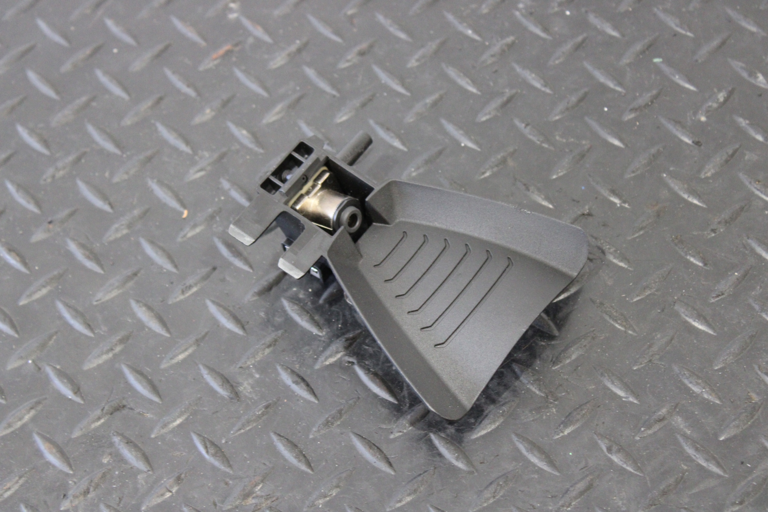 KAMERA windows CZOLOWEJ BMW F16 X6 7950452