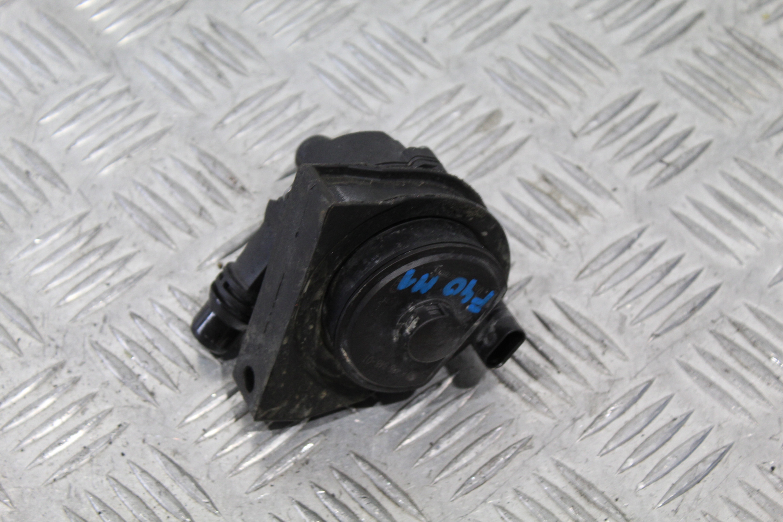 PUMPA VODE BMW 1 M1 F40 8486848