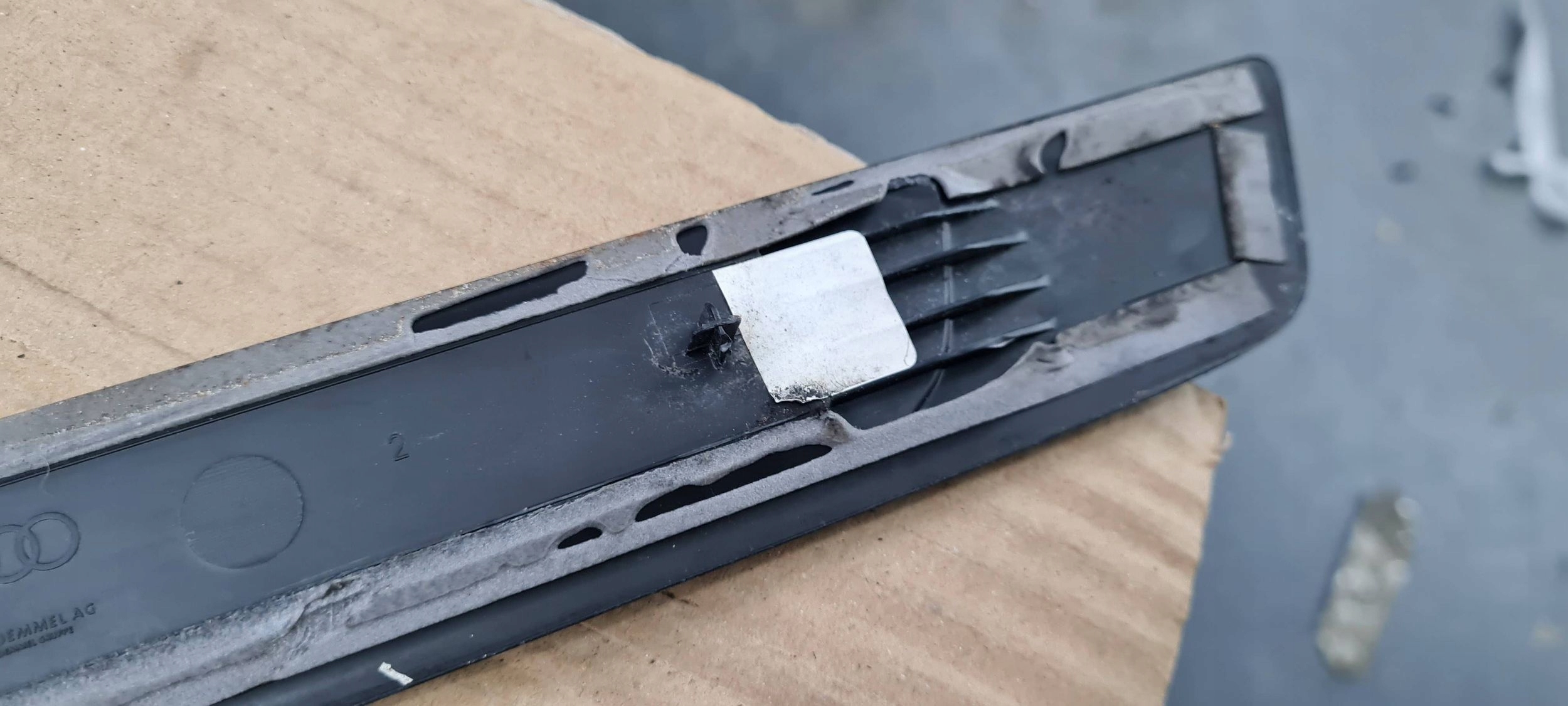 S5 8W A5 COUPE moulding LED cap threshold right front 8W6947418A