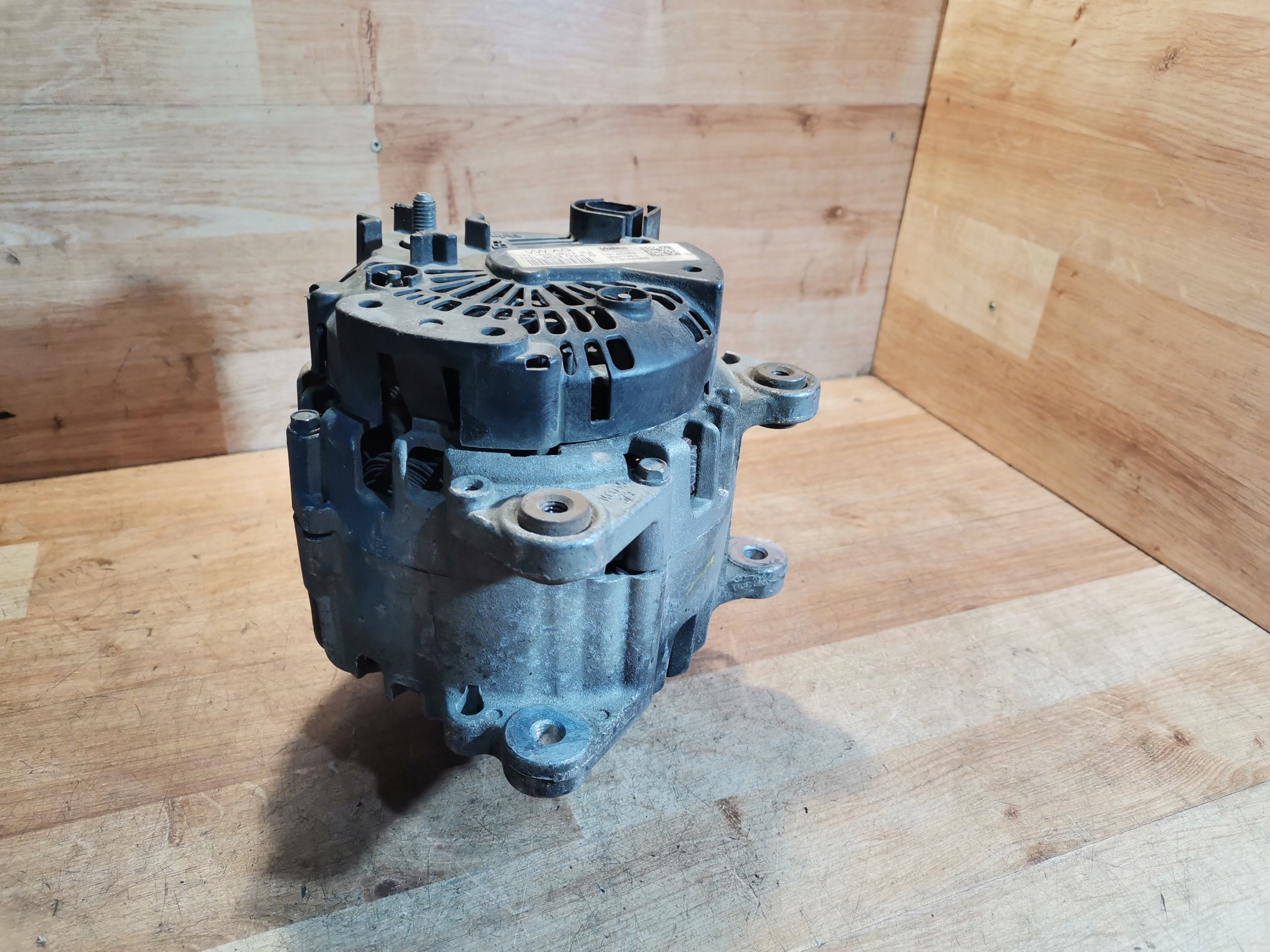 ALTERNATOR VW T5 T6 AMAROK CRAFTER MULTIVAN PASSAT 2.0TDI 03L903024S 140A