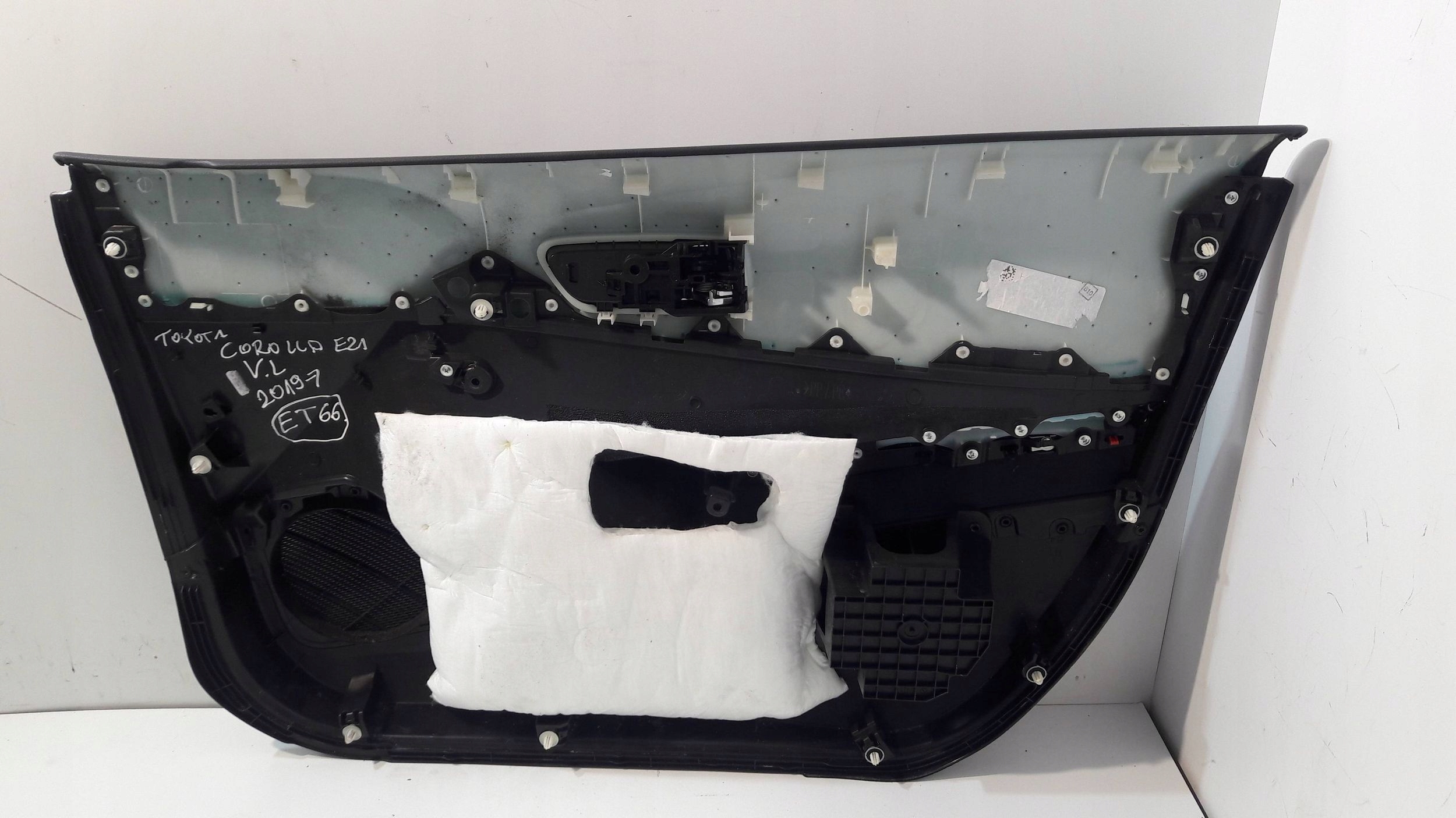 Toyota Corolla E21 side door left front 67612-02860 (ET66)