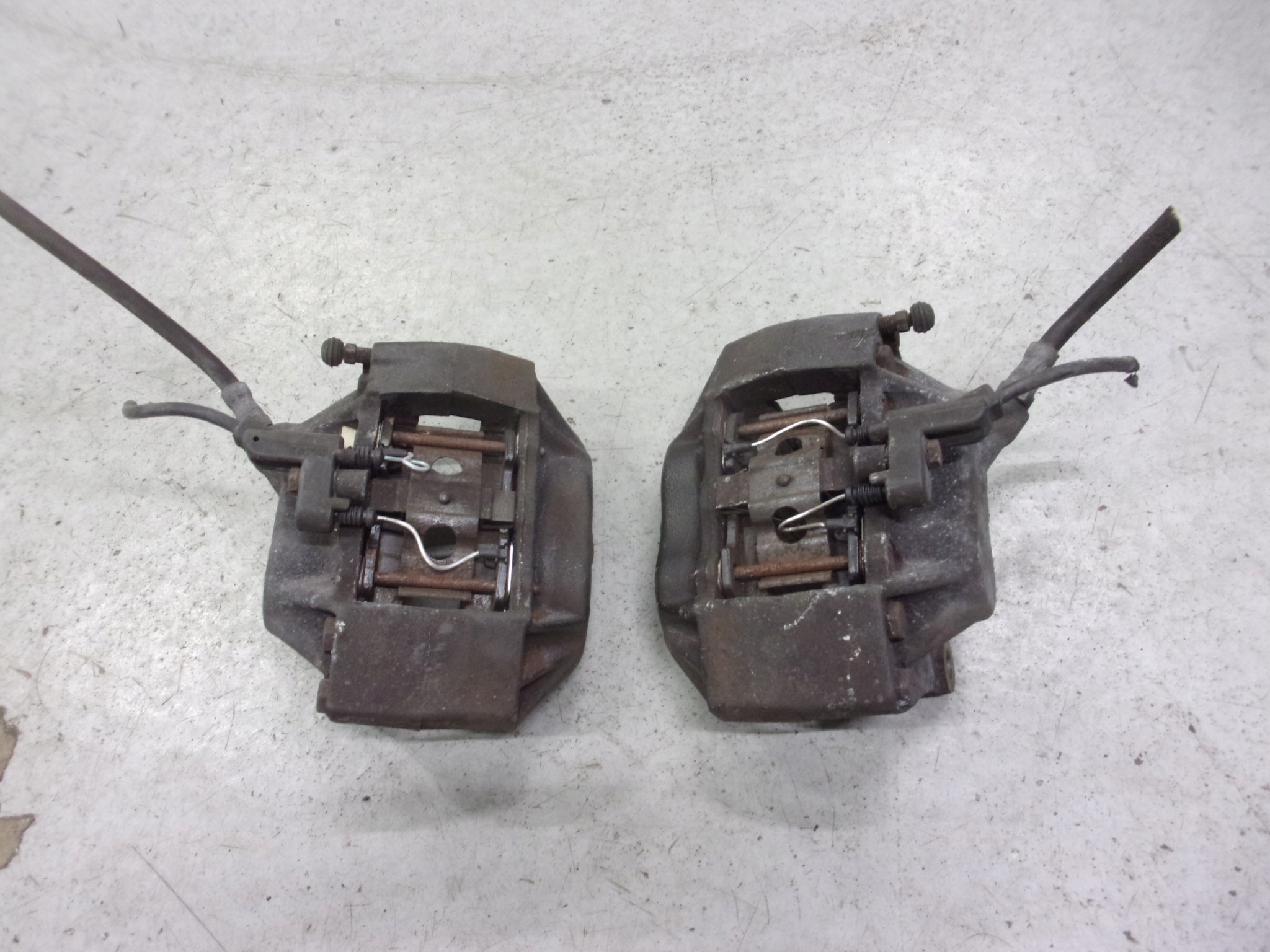 MERCEDES R129 SL 500 calipers HAMULCE front 1294200083