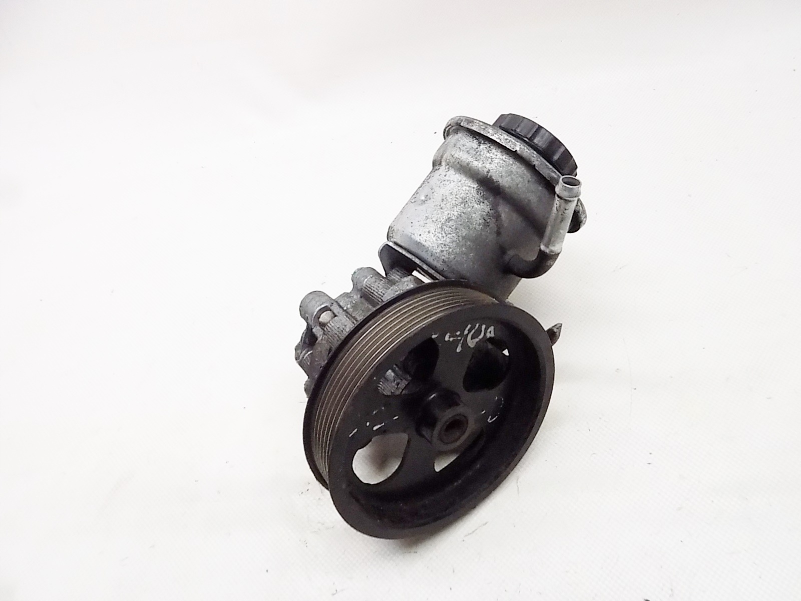 НАСОС ГИДРОУСИЛИТЕЛЯ РУЛЯ TOYOTA COROLLA VERSO II 2.2 D4D