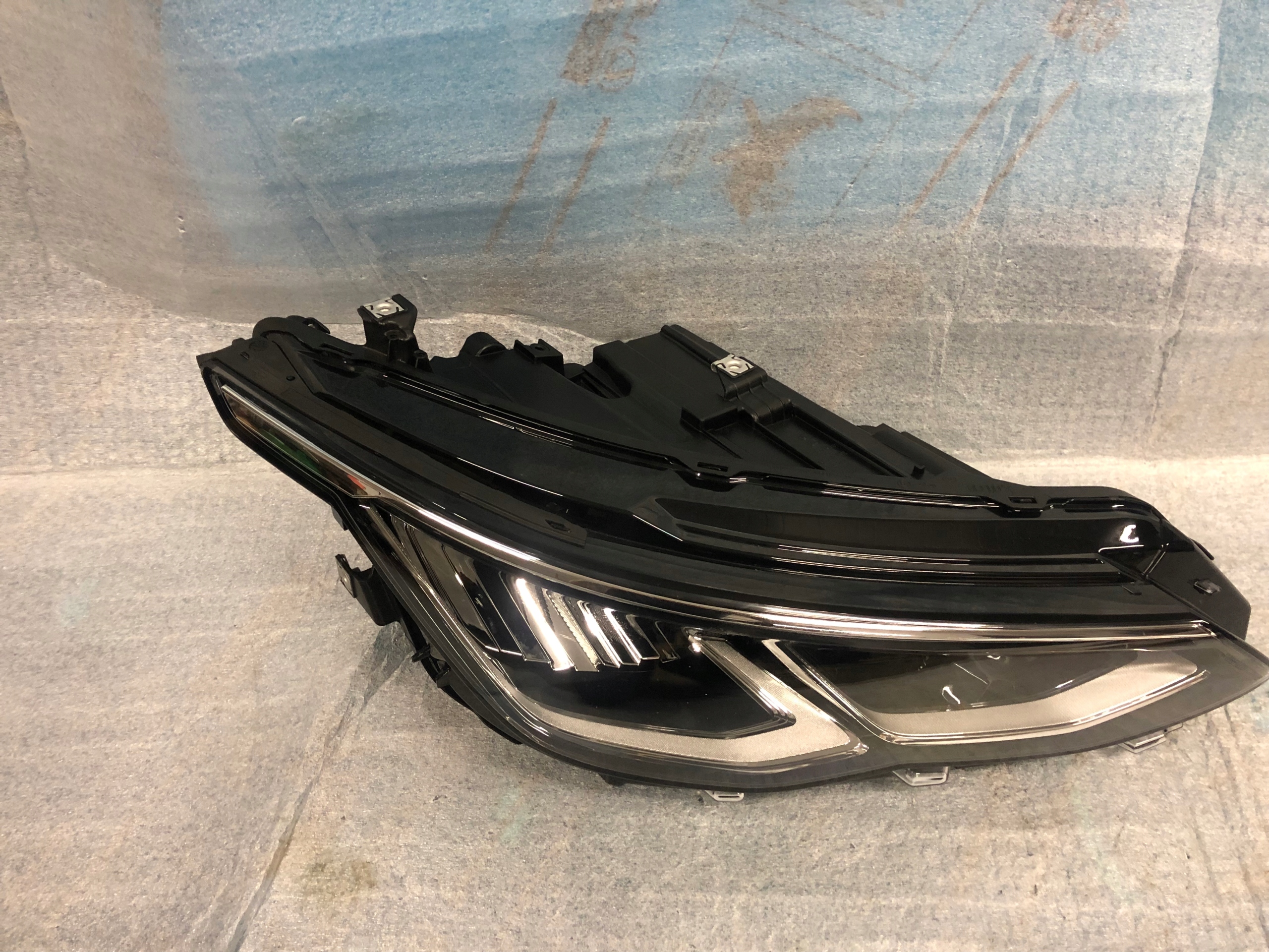 REFLEKTOR right VW GOLF VIII FULL LED NR.R00