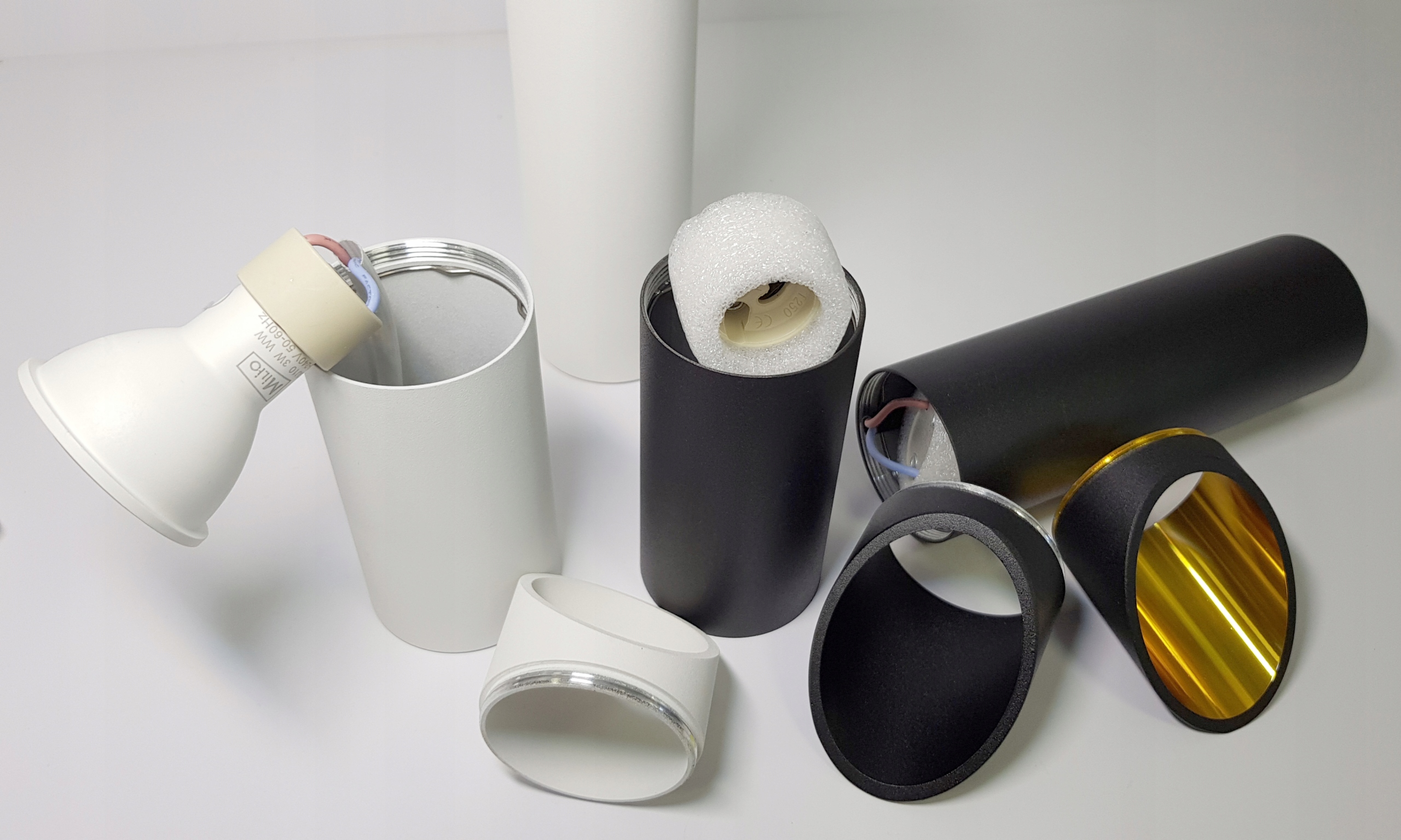 OPRAWA NATYNKOWA SKOŚNA Spot TUBA 22cm LED GU10 Kod producenta 1026