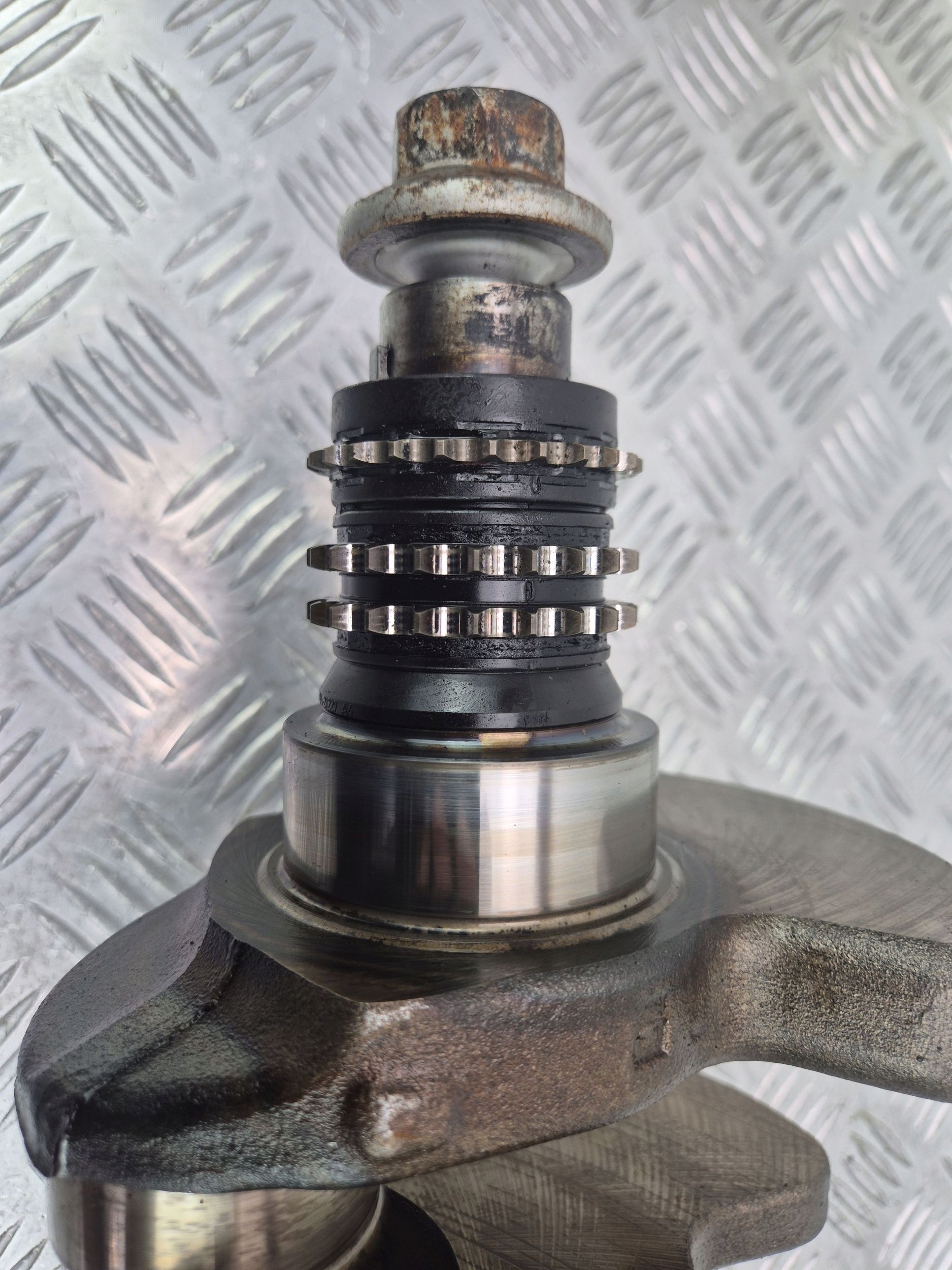 crank Mercedes E350 W212 R27205 M272.977