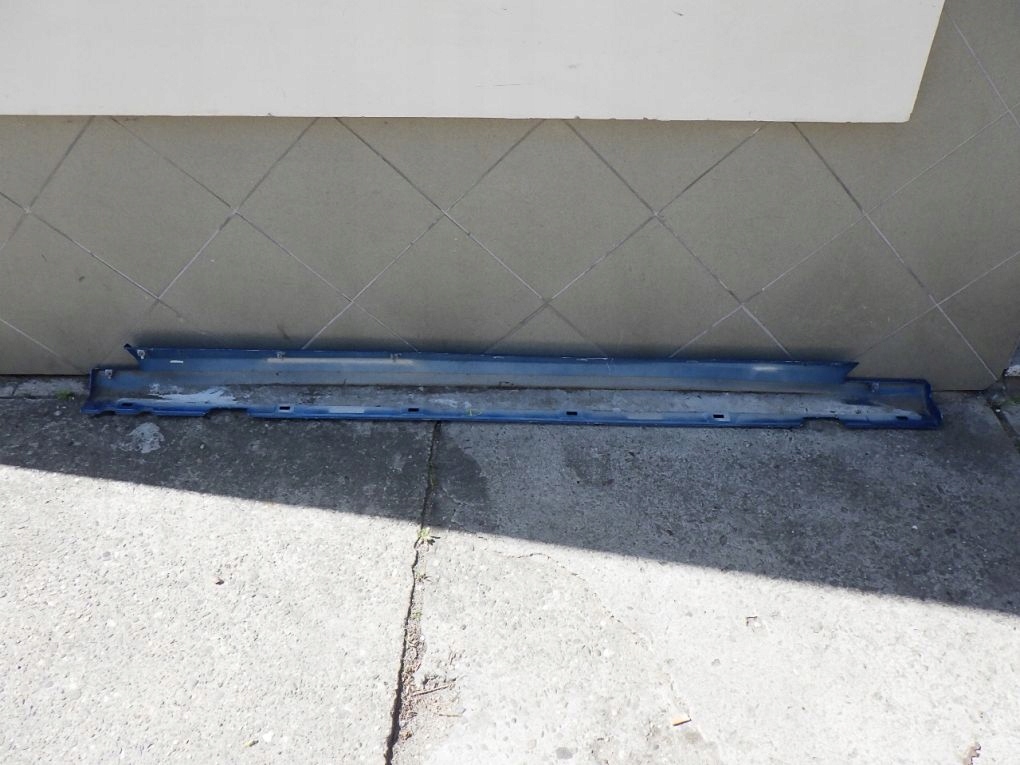 FORD FOCUS ST-LINE MK4 moulding threshold right