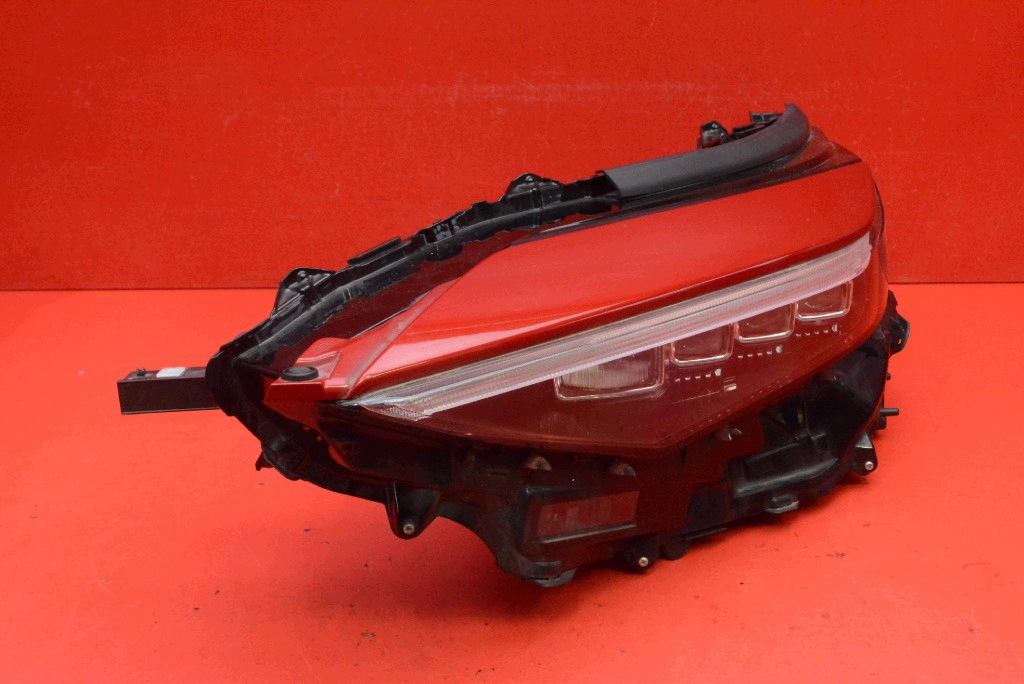 REFLEKTOR left light front FULL LED EU 42-118-42-119 TOYOTA BZ4X 22