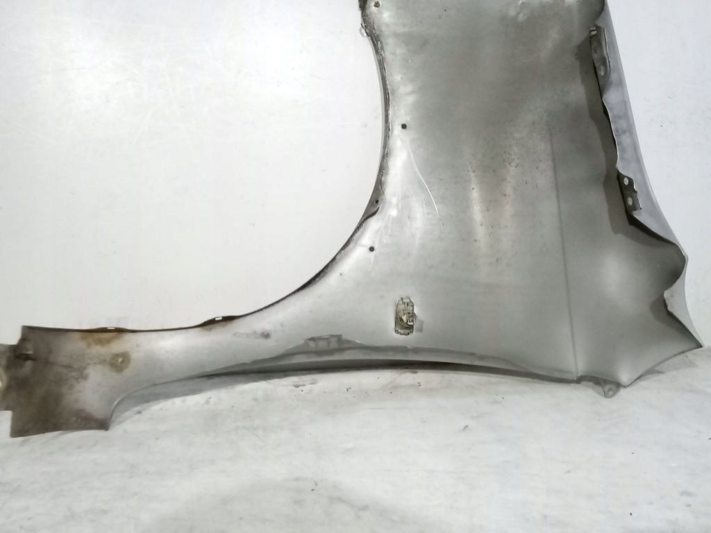 Toyota Yaris Verso e lift parafango Destra 1E7