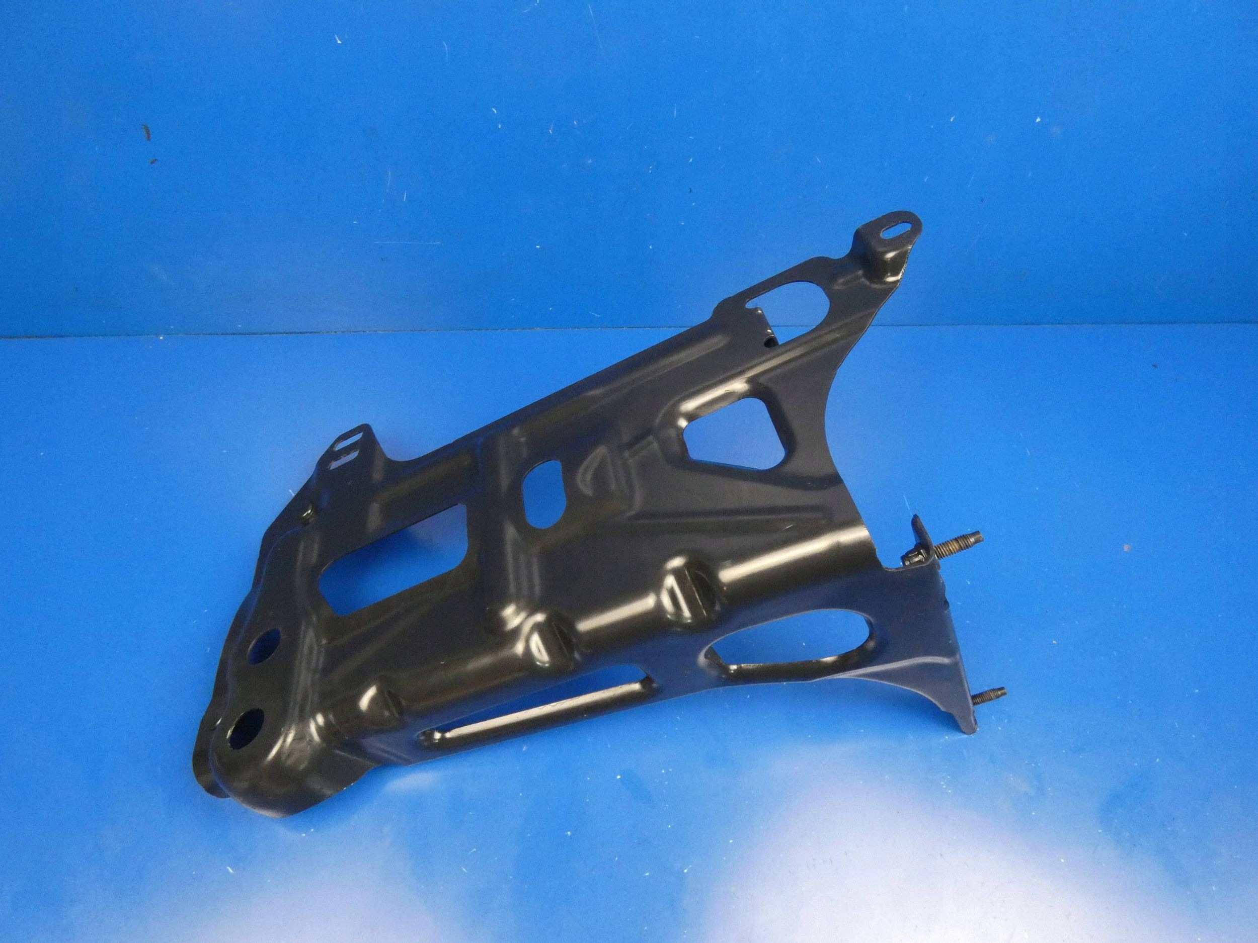 VOLVO XC90 II Halter Stütze KOMPRESORA