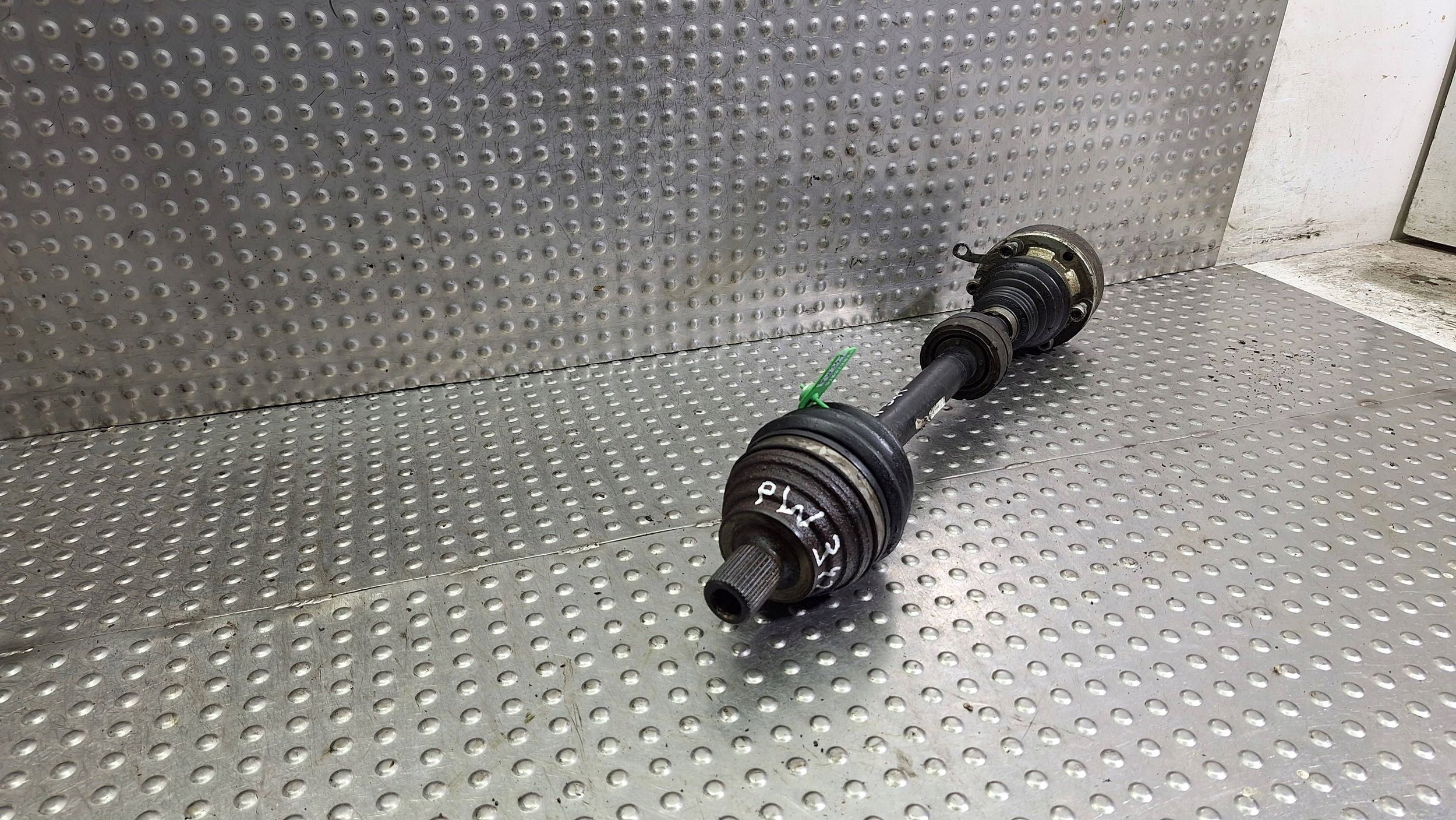 semi-axis left front 3C0407271AE GOLF V ALTEA A3 8P PASSAT B6 LEON II 1.9TDI