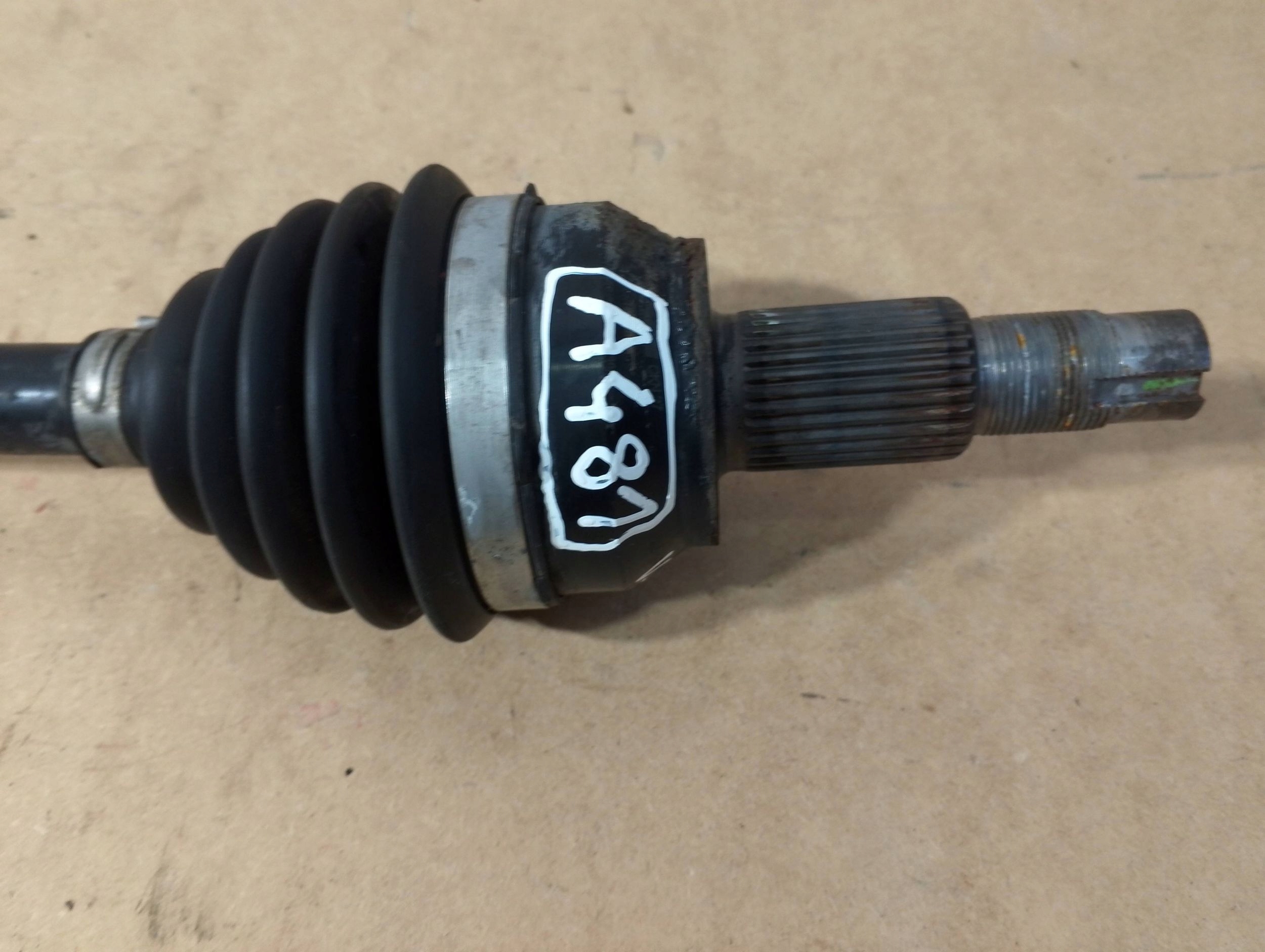 MASERATI LEVANTE semi-axis front front right joint 6701079450 (A481)