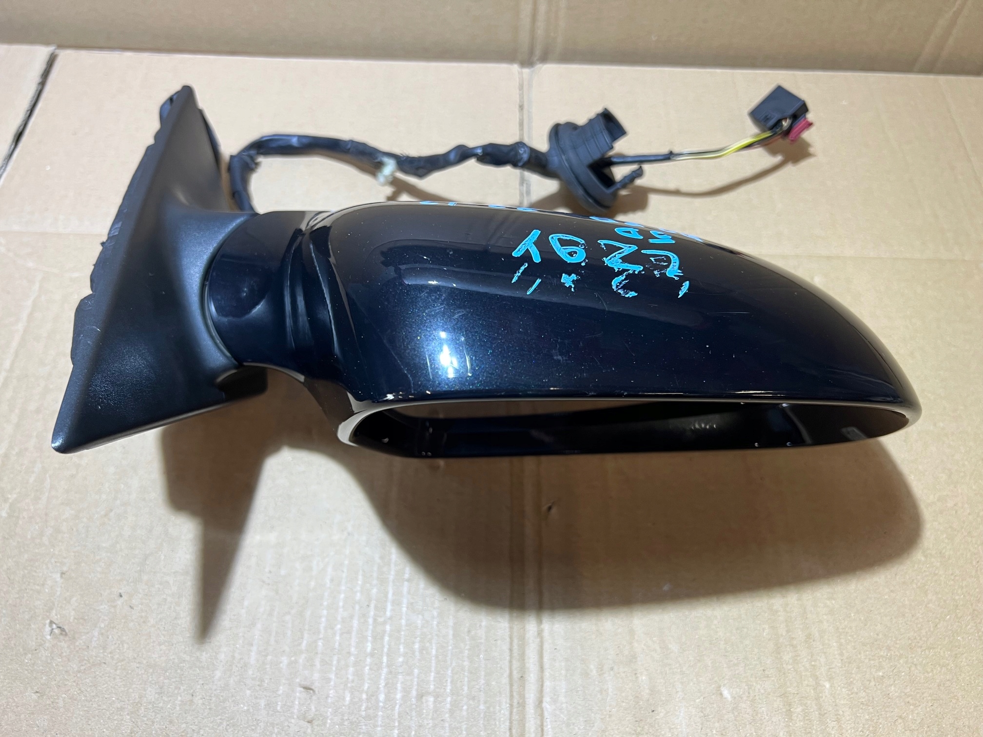 AUDI A3 8P 5D LIFT LZ9Y mirror right 6PIN