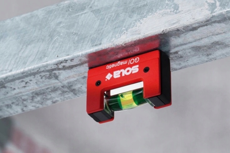 SOLA POZIOMICA GO! MAGNETIC DO MONTAŻU PUSZEK Długość 0.08 m