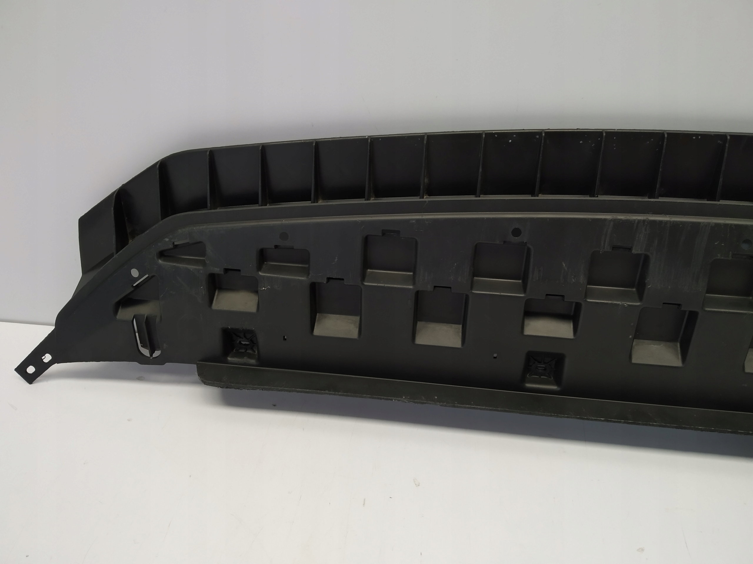 2012-2016r Octavia III 3 cover cover below bumper front 5E0807611 original