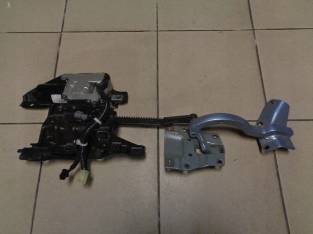 ДВИГАТЕЛЬ ЗАКРЫЛКА ЗАДНЯЯ ACCORD VII 74962-SED-9014