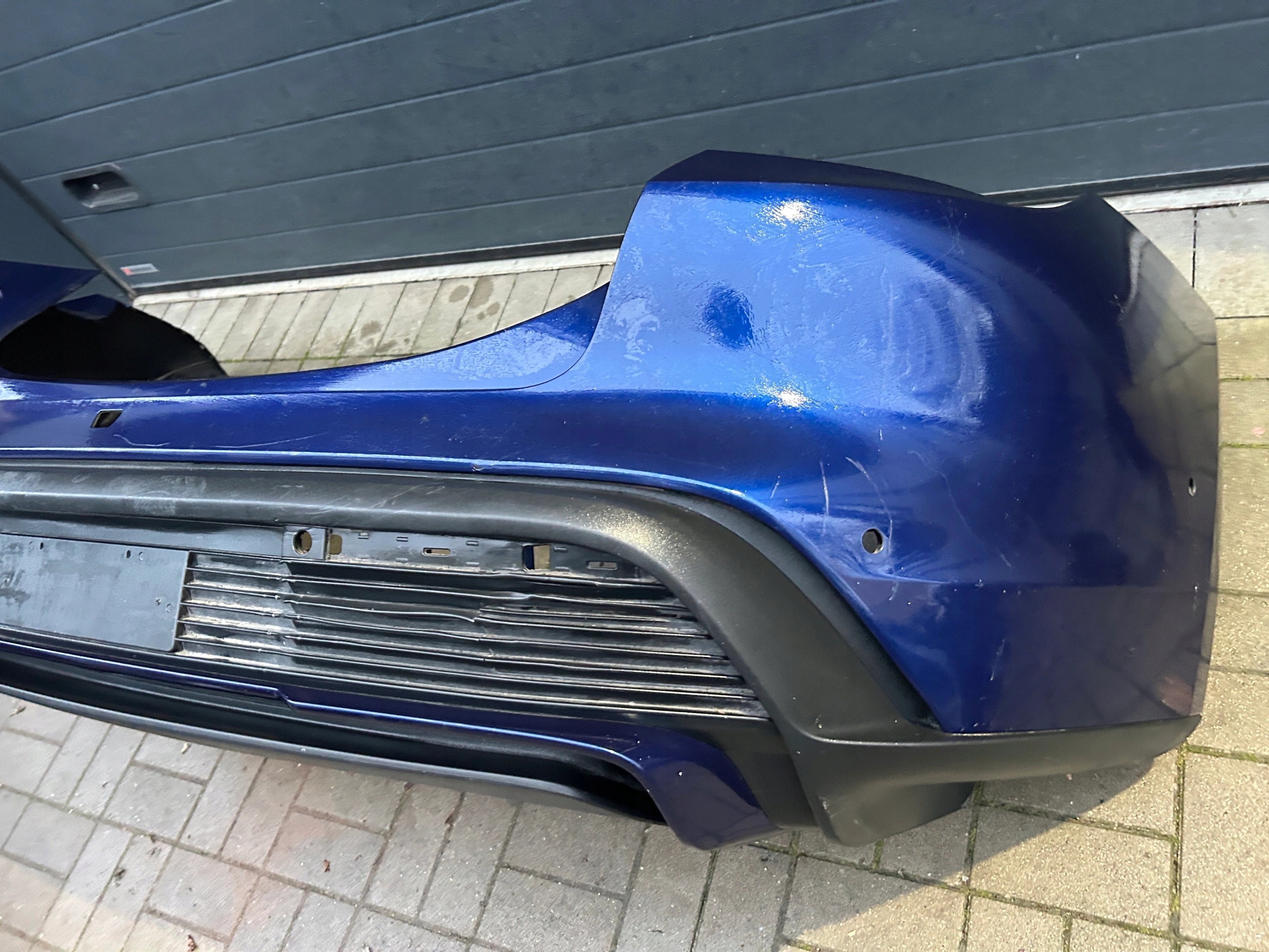 PORSCHE TAYCAN TURBO STOSSSTANGE HECK 9J1807421