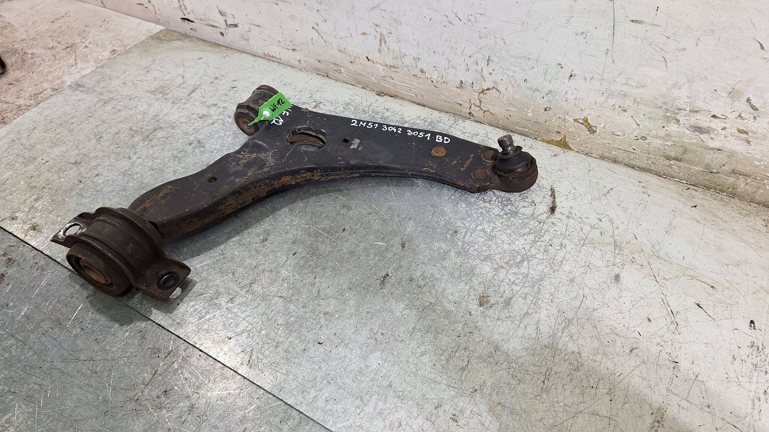 arm right front 2M51-3042-BD FORD FOCUS MK1