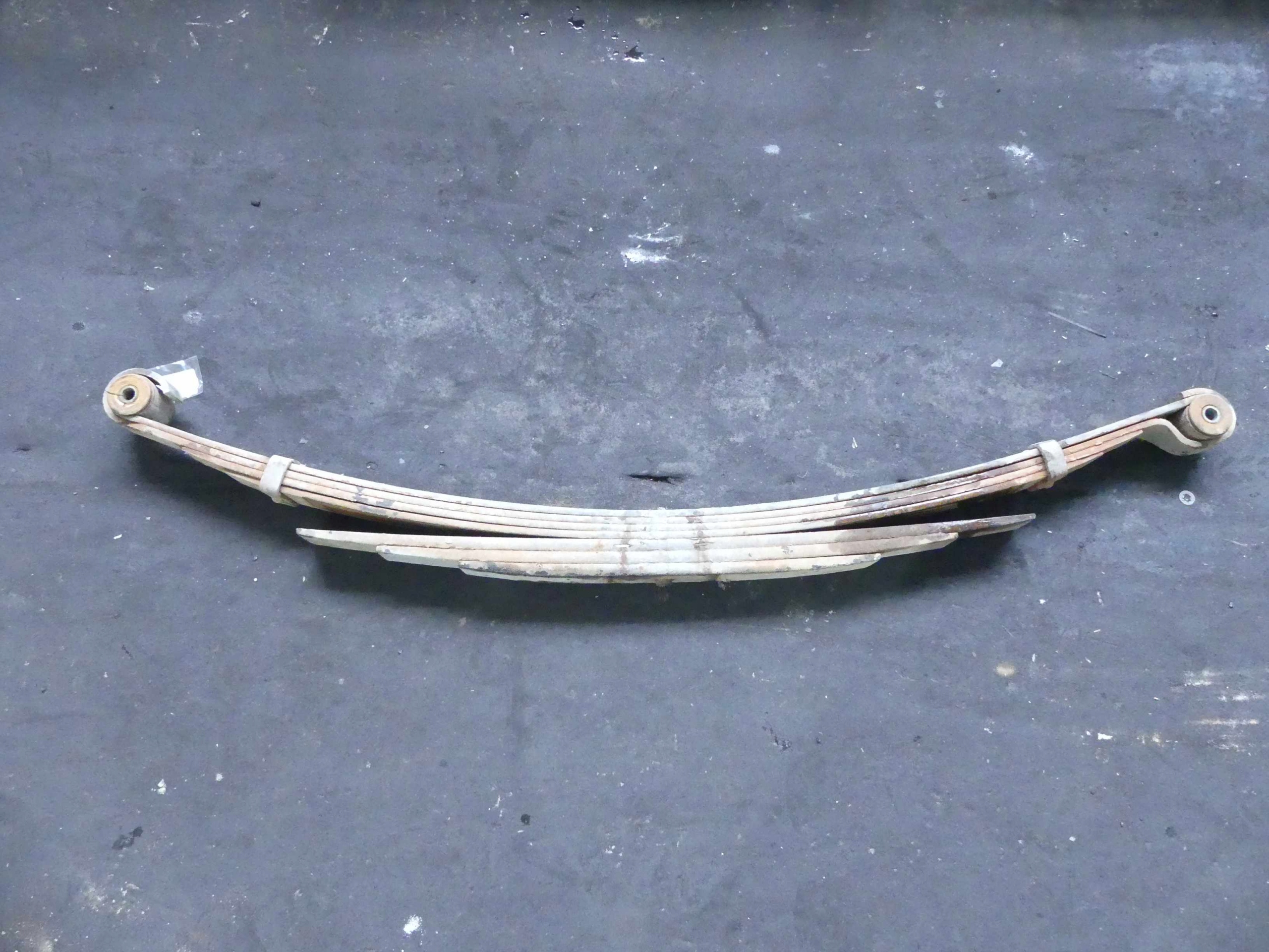 РЕССОРА ЗАДНЯЯ 7 ПЕРЬЕВ БЛИЗНЕЦ IVECO DAILY IV 06-11