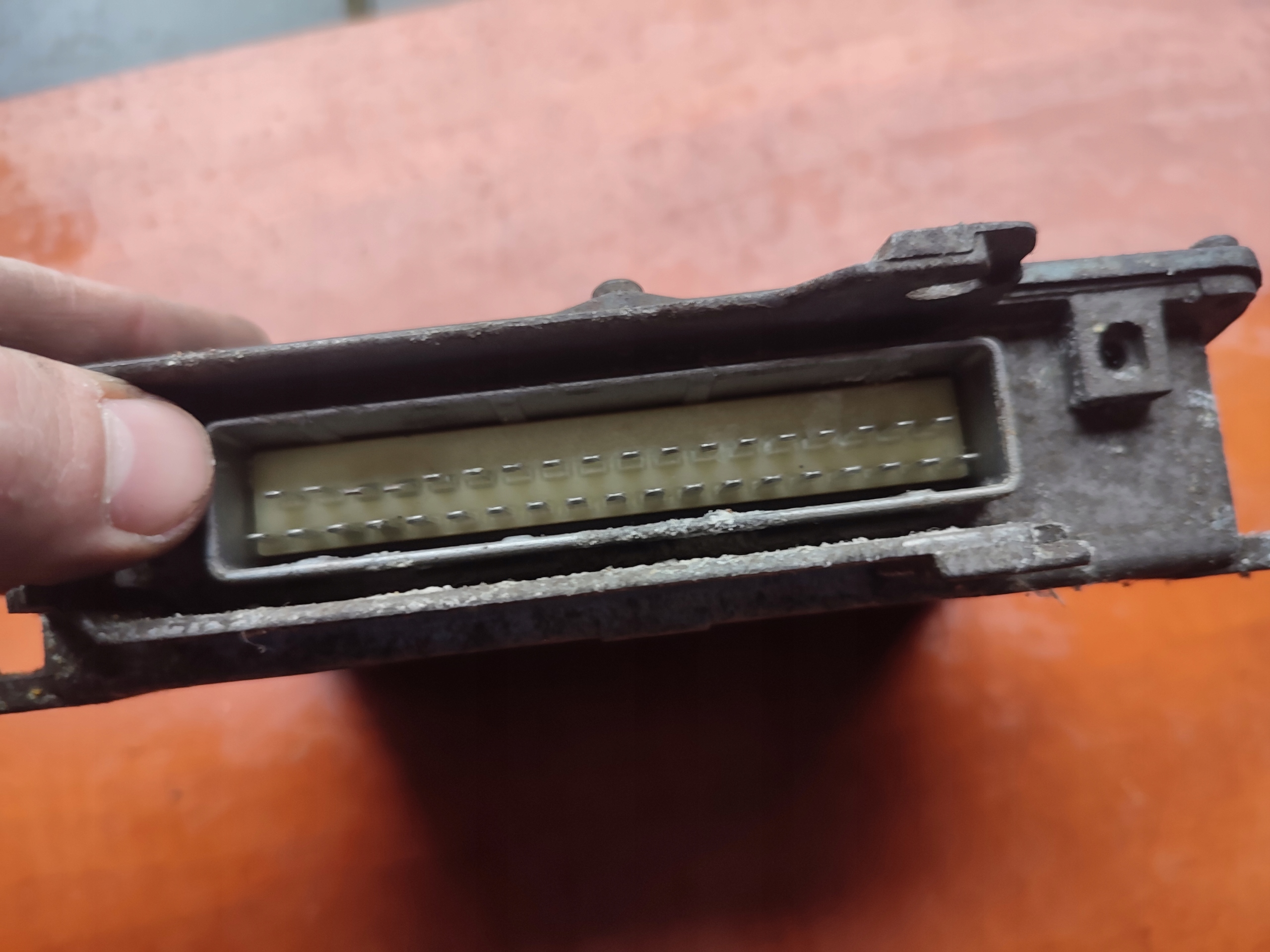 computer control unit of the engine PEUGEOT 1.0 9630278480