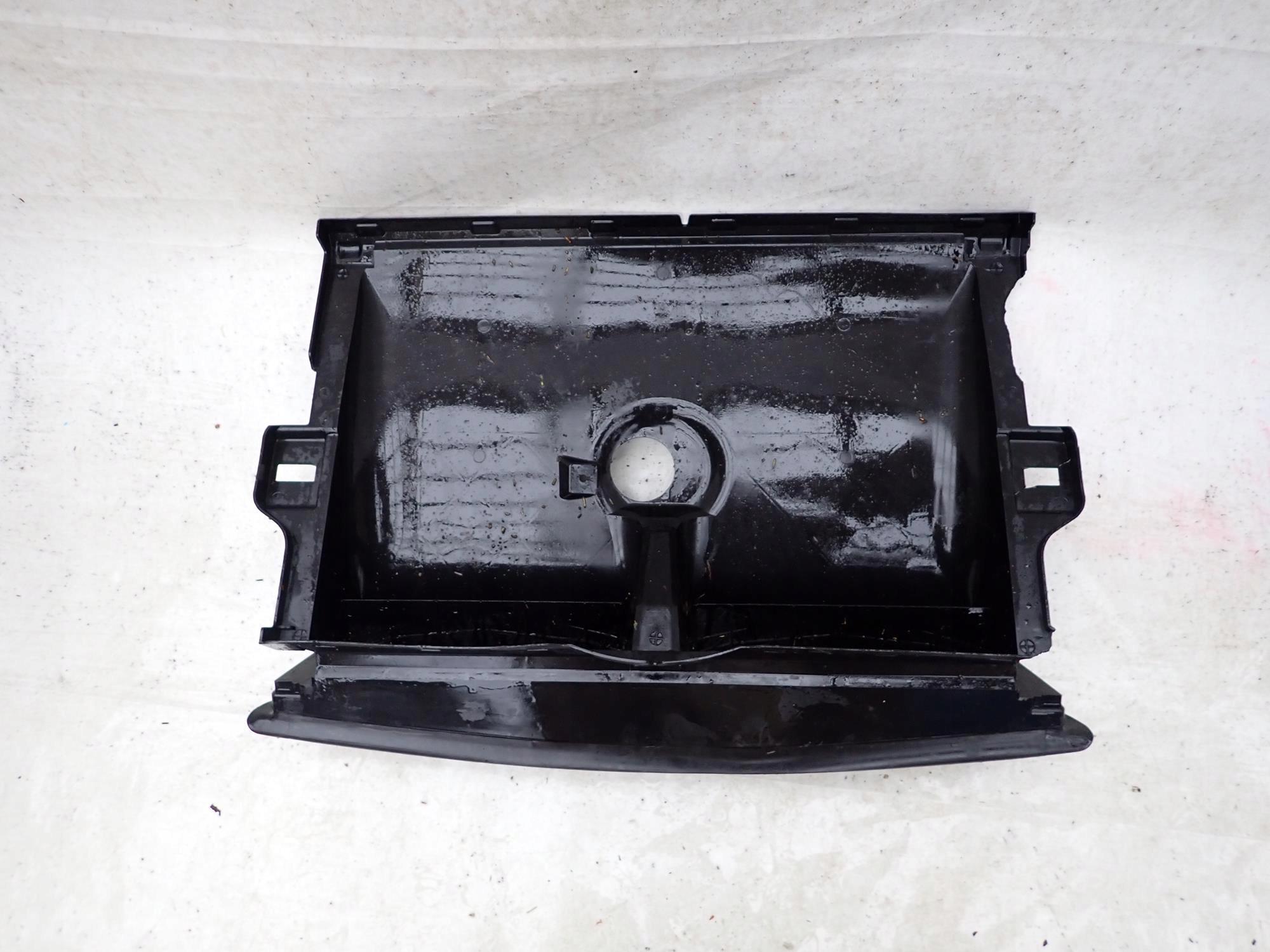 TESLA MODEL Y 20-> steering wheel, intake air