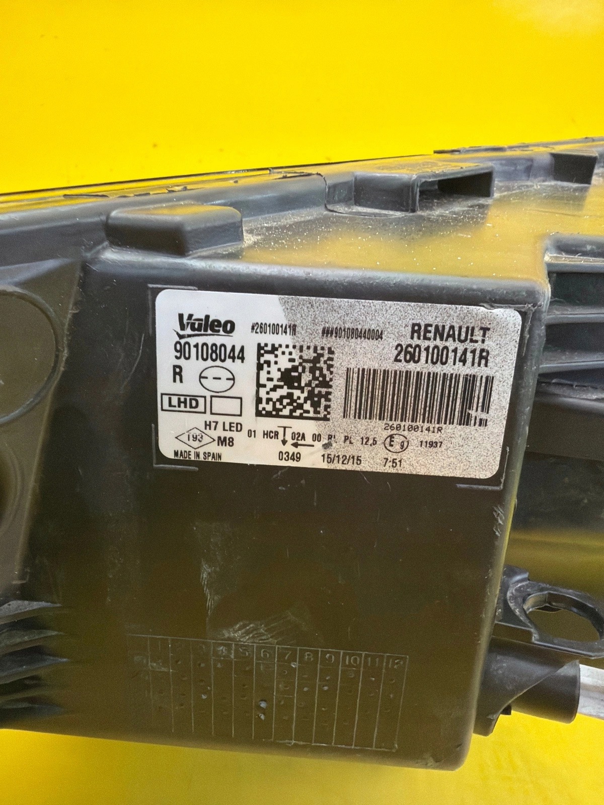 light right Renault Megane IV 4 Led 260100141R