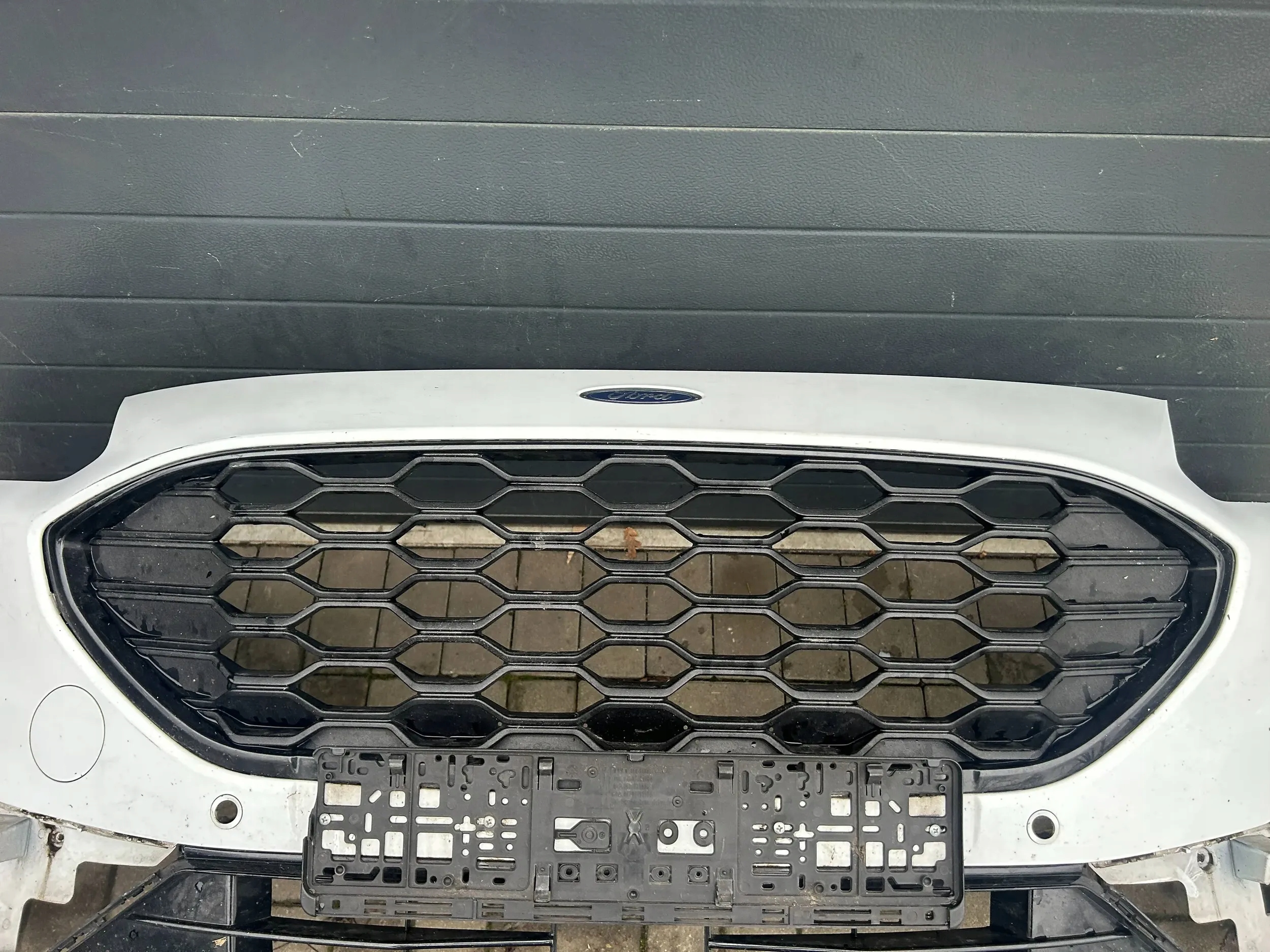 FORD KUGA III 21- ST LINE NÁRAZNÍK PREDOK PREDNÝ