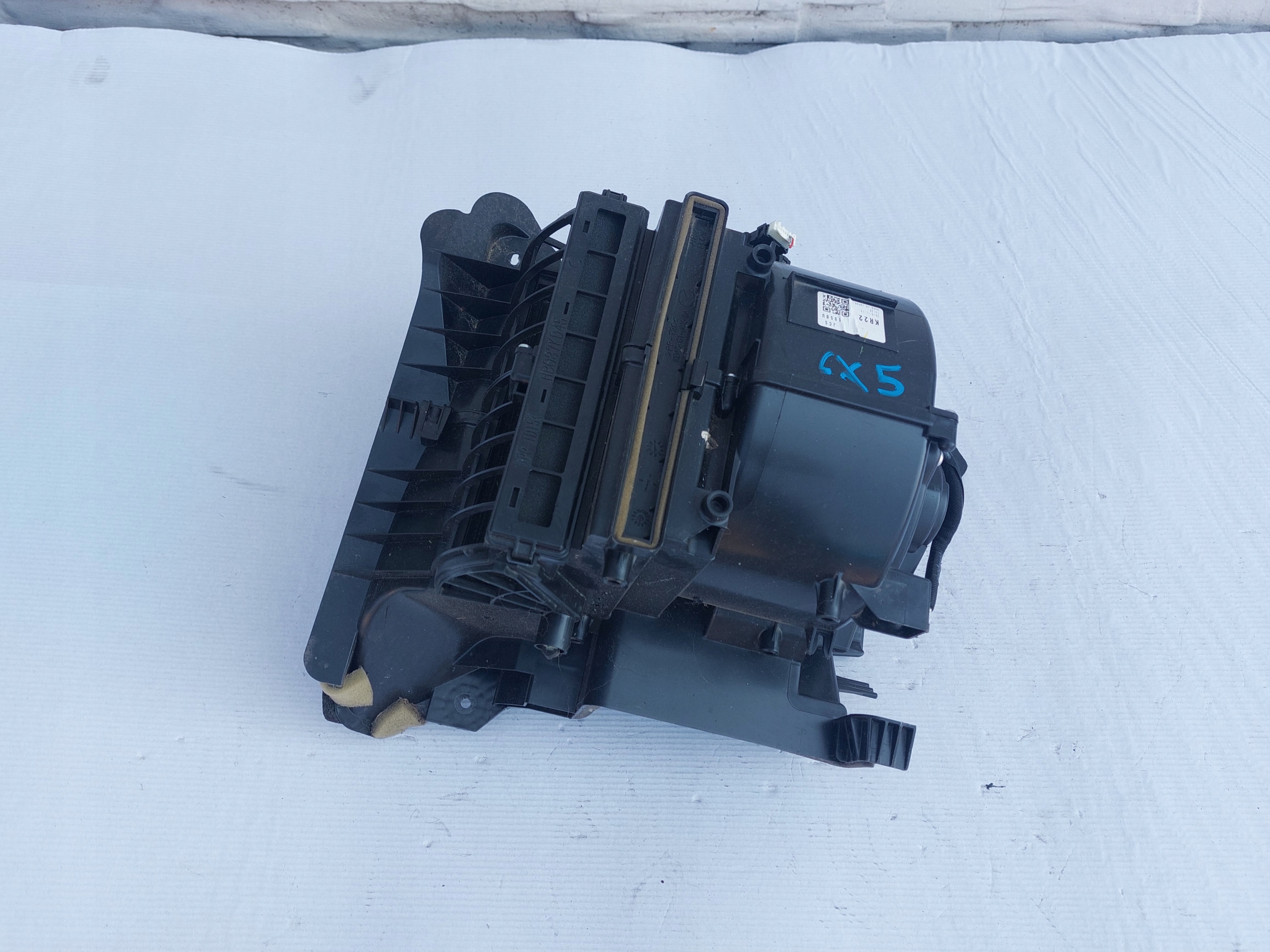 CX - 5 НАГРЕВАТЕЛЬ ВОЗДУХОДУВКА KR22105BU