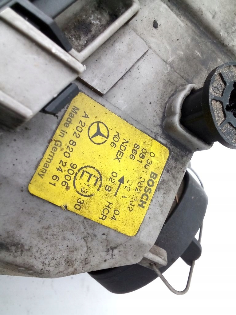 Mercedes C klasa W202 lift FL light right front front EU A2028202461