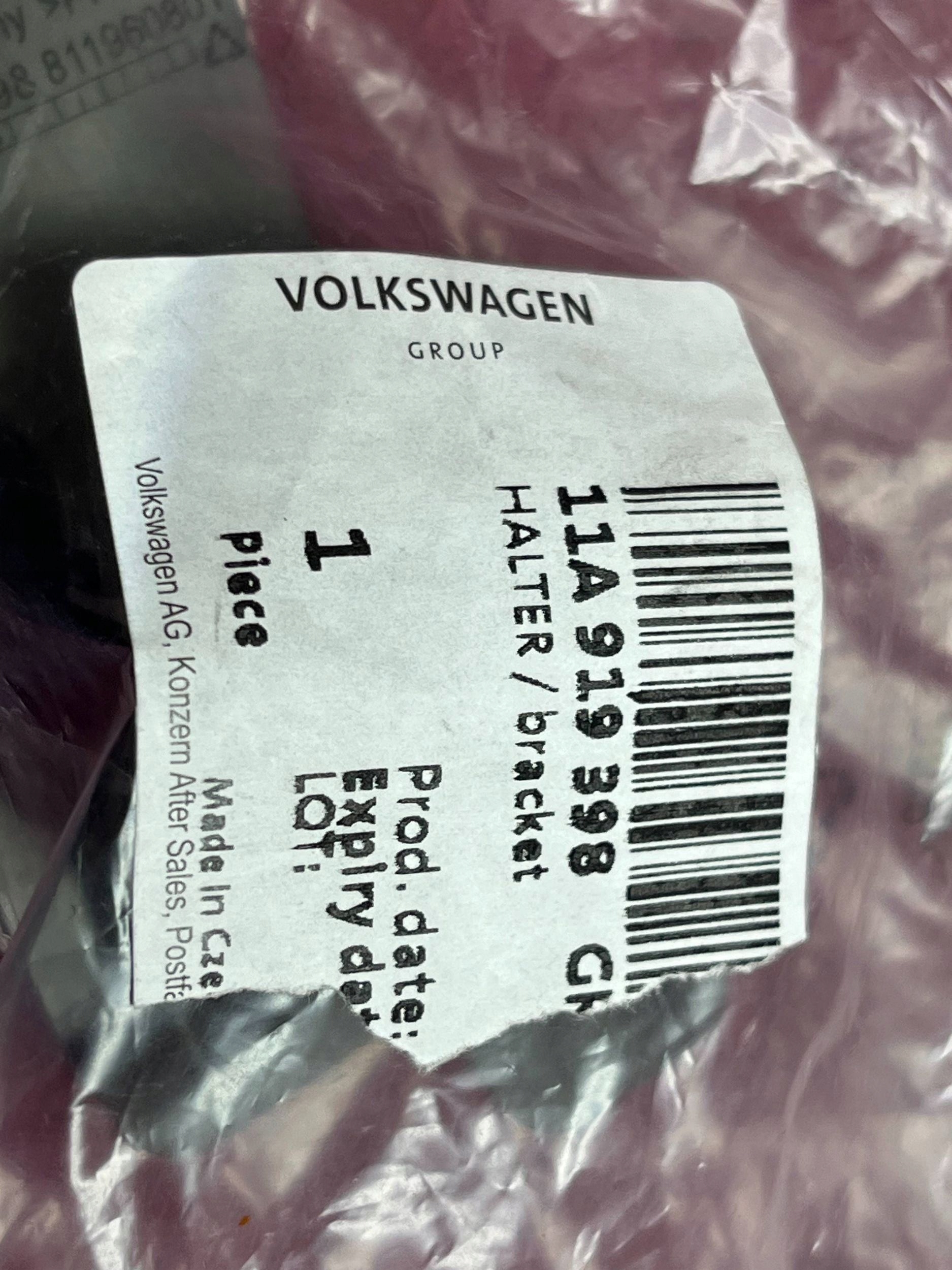 bracket of the sensor PDC front Volkswagen ID.4 11A919398