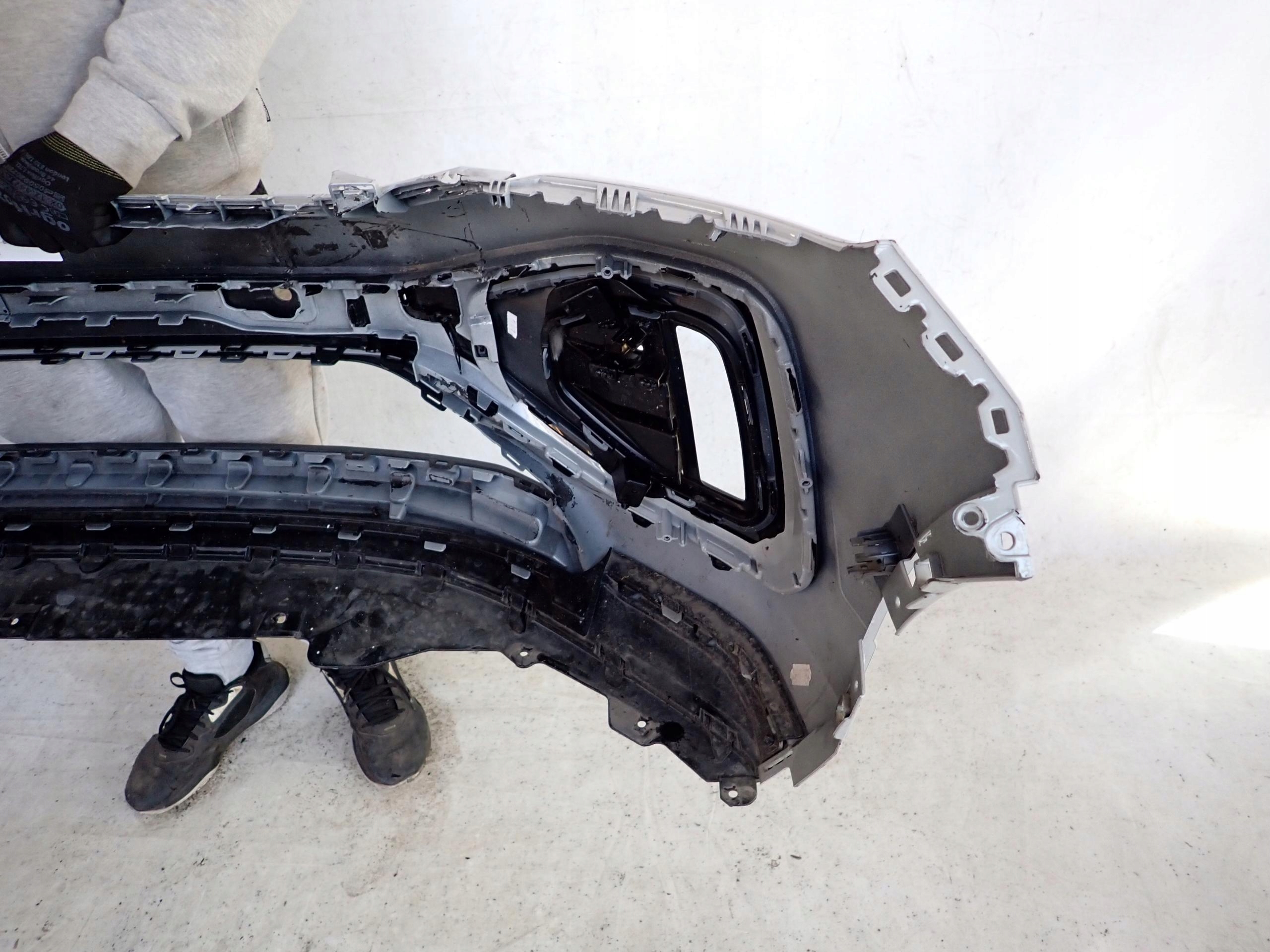 VW T-ROC R-LINE LIFT 21- bumper front front PDC 2GA807217AS
