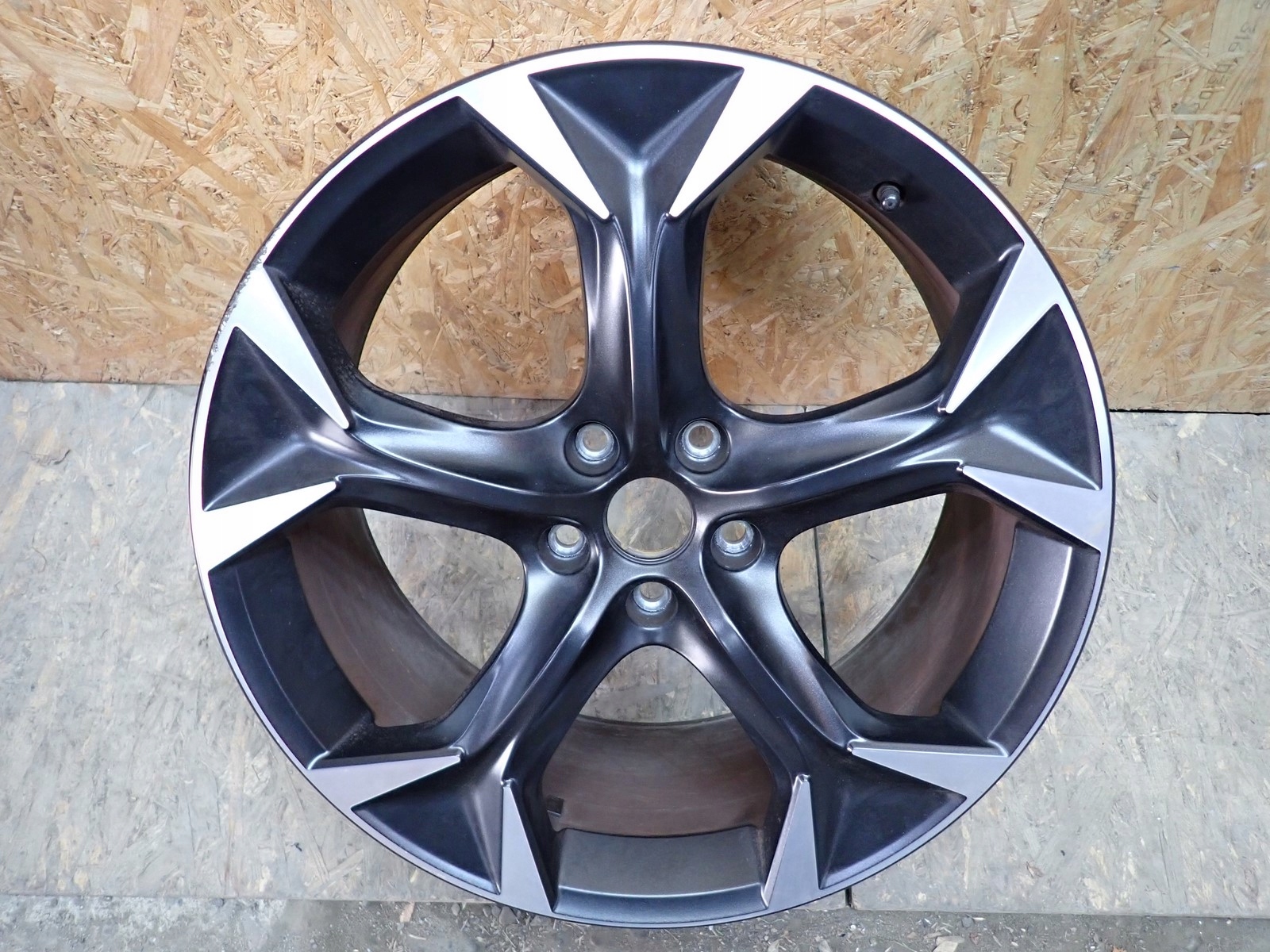 disk hliníkový CUPRA FORMENTOR 19 5x112 ET51 8J 5FF601025E