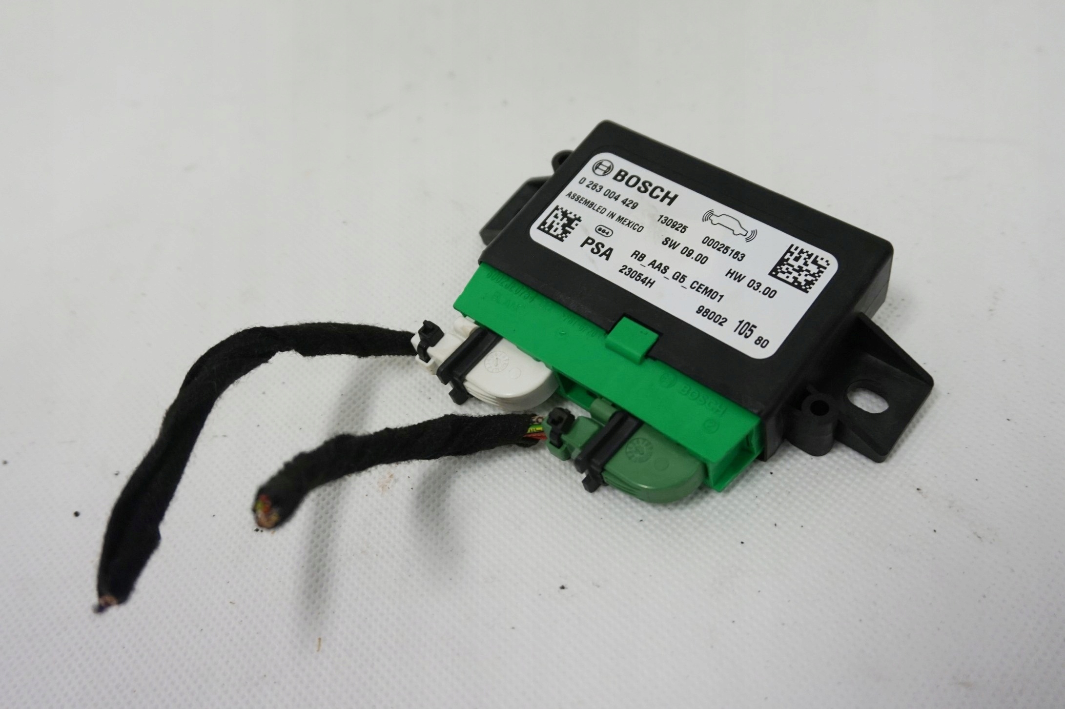 PDC модуль PEUGEOT 308 II T9 SW 9800210580