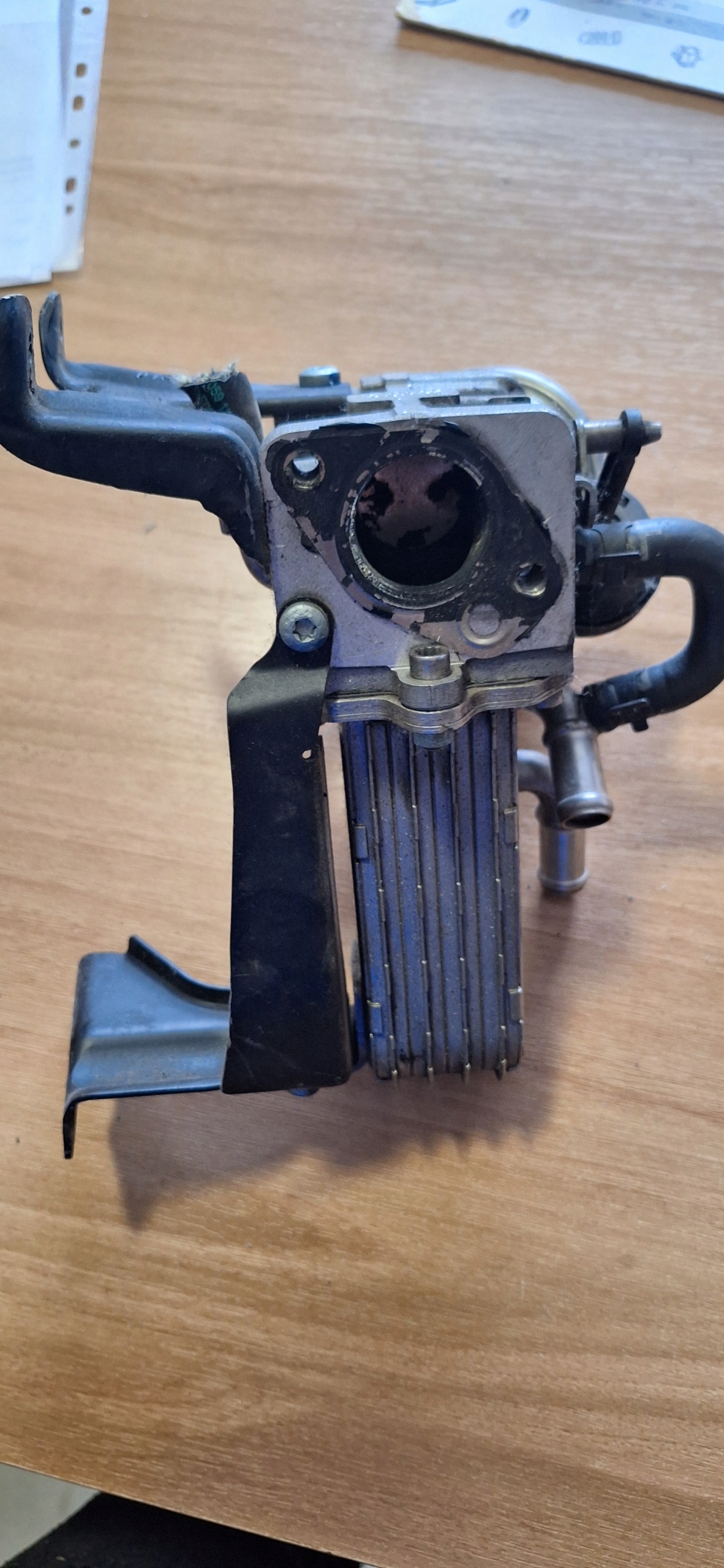 Radiateur Vanne EGR 059131063B Audi A8 D3