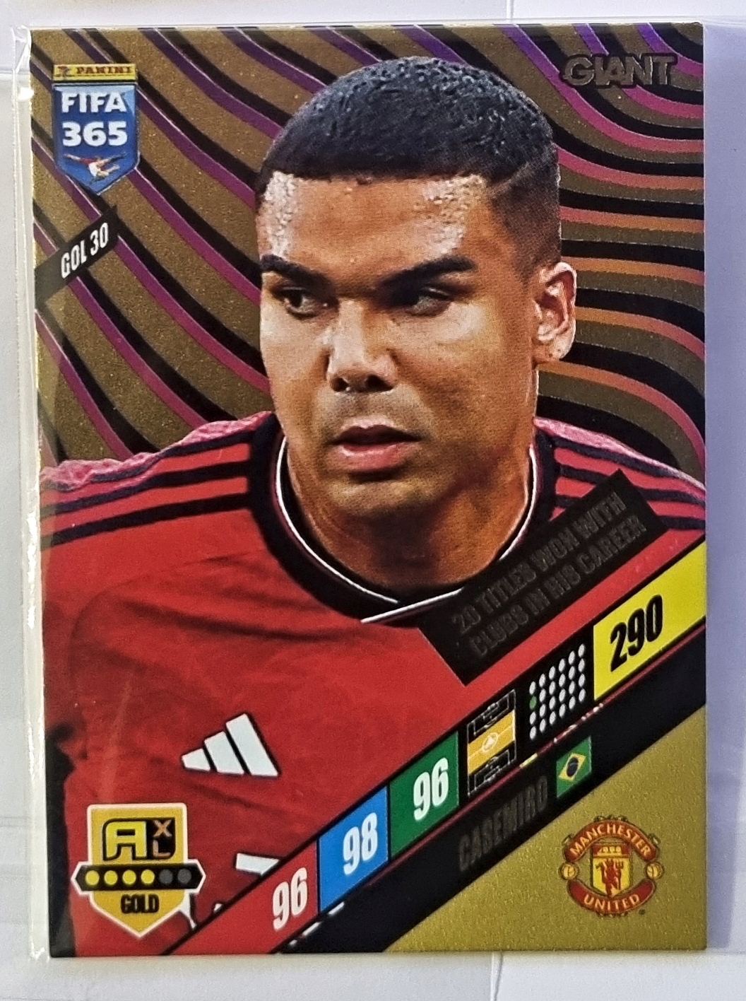 FIFA 365 2024 GOLD PANINI GIANT CASEMIRO GOL 30