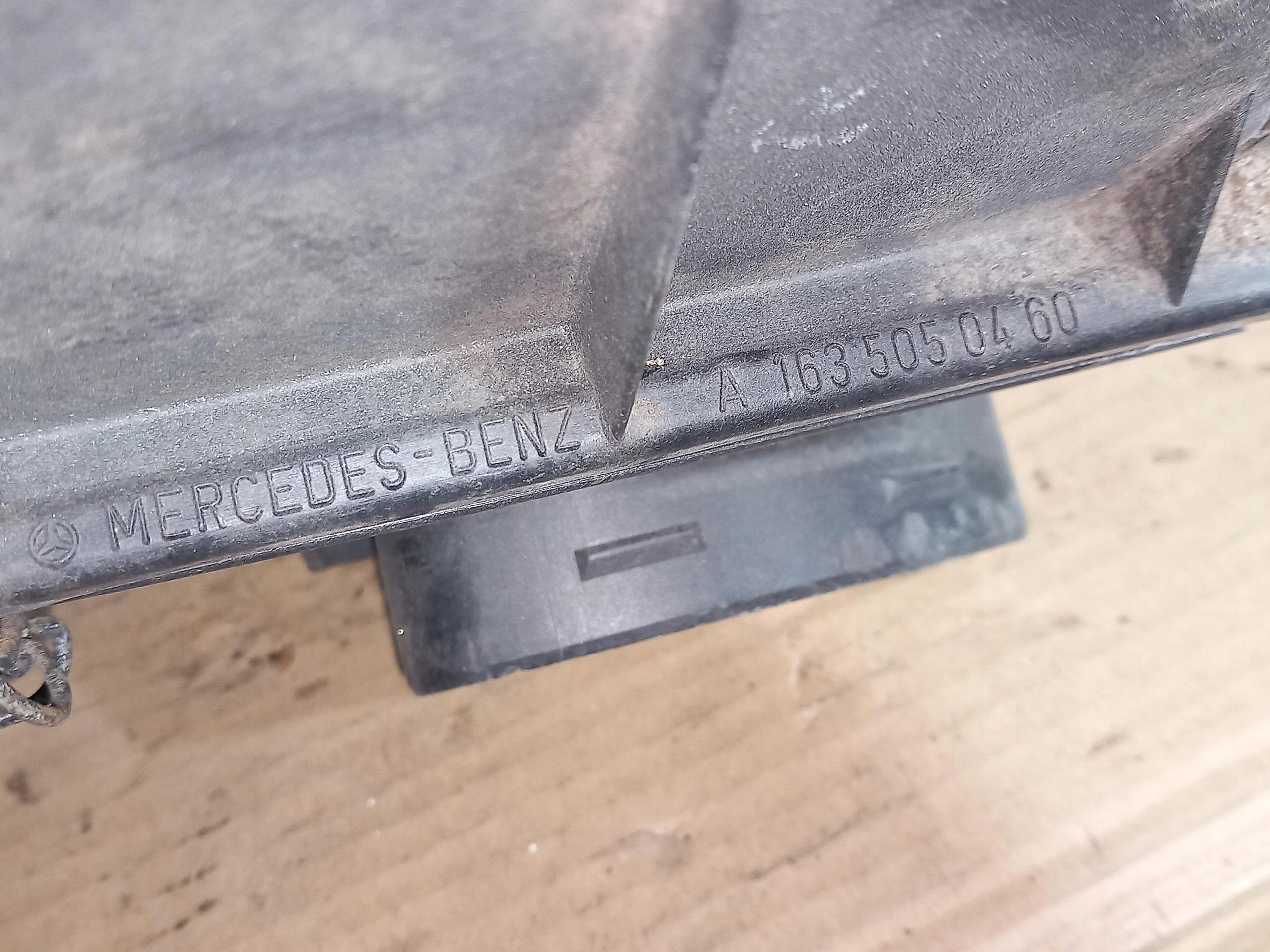Gehäuse filter luft MERCEDES ML W163 4.0 V8 CDI A1635050460
