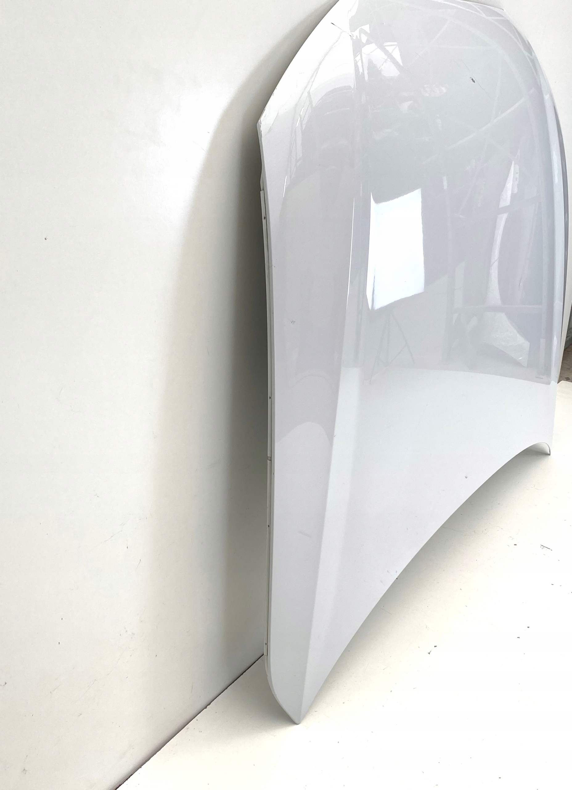 AUDI A6 4G C7 MASKA POKRYWA SILNIKA BIAŁA OE Numer katalogowy części AUDI A6 4G C7 MASKA POKRYWA SILNIKA BIAŁA OE