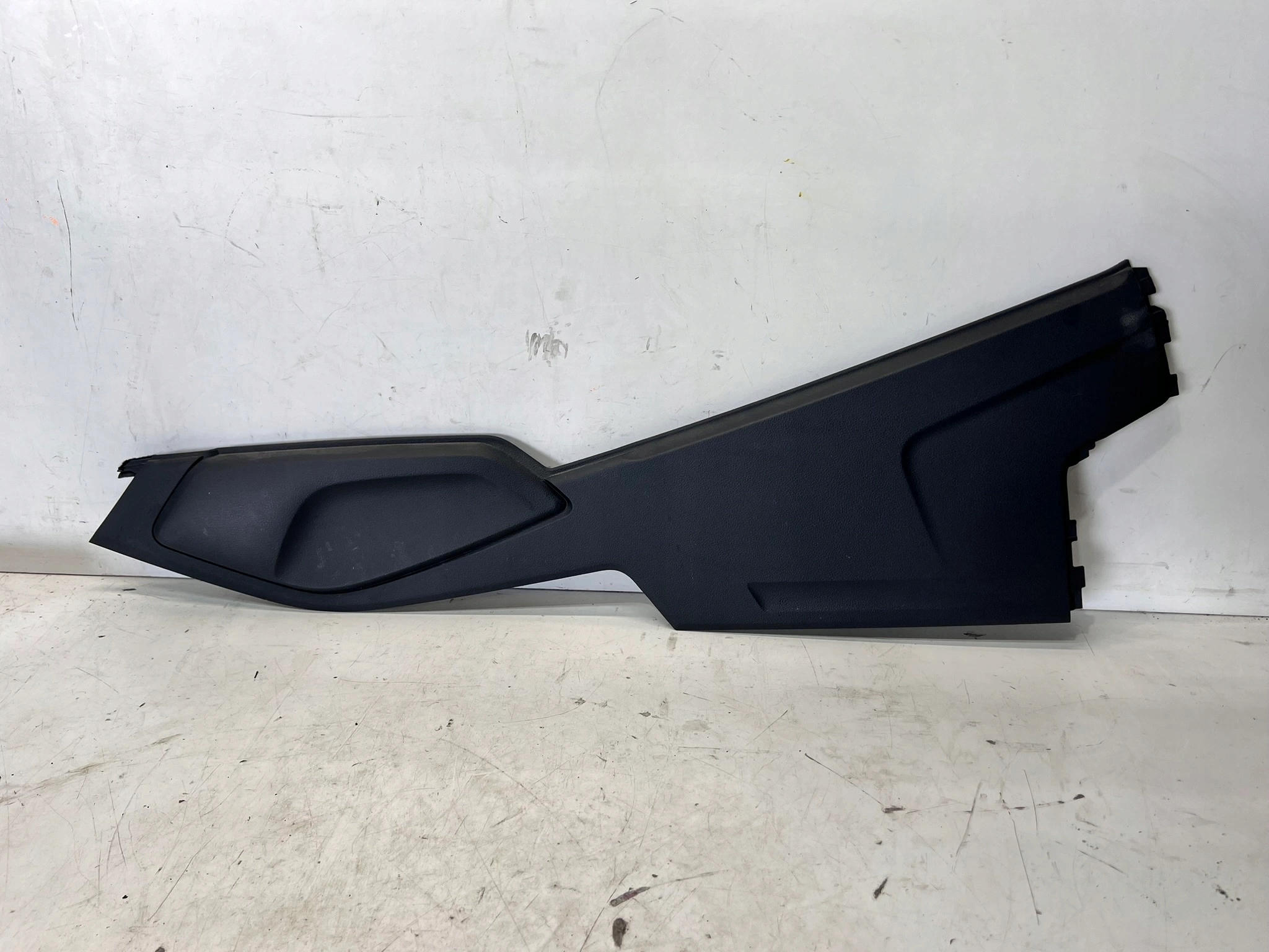 cover spoiler TUNELU left AUDI Q7 4M 4M0863305A
