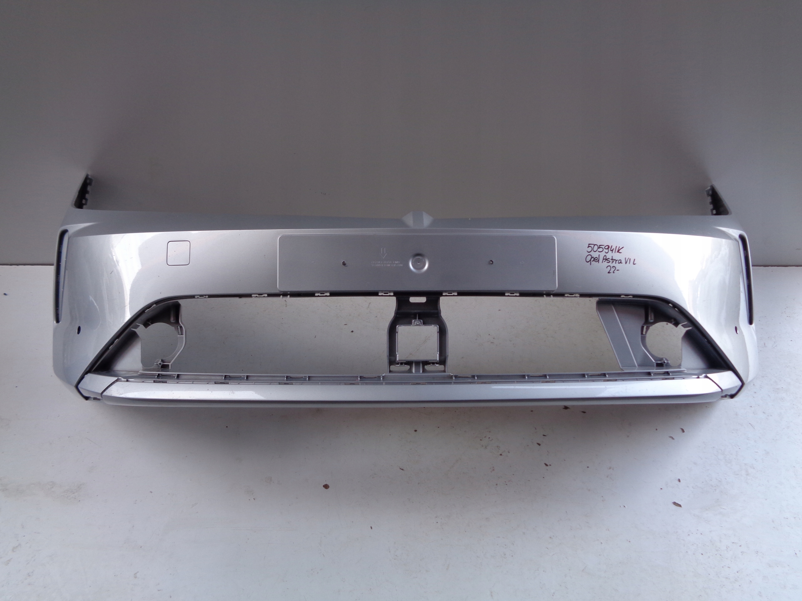 front bumper OPEL ASTRA VI L 22- NR 50594