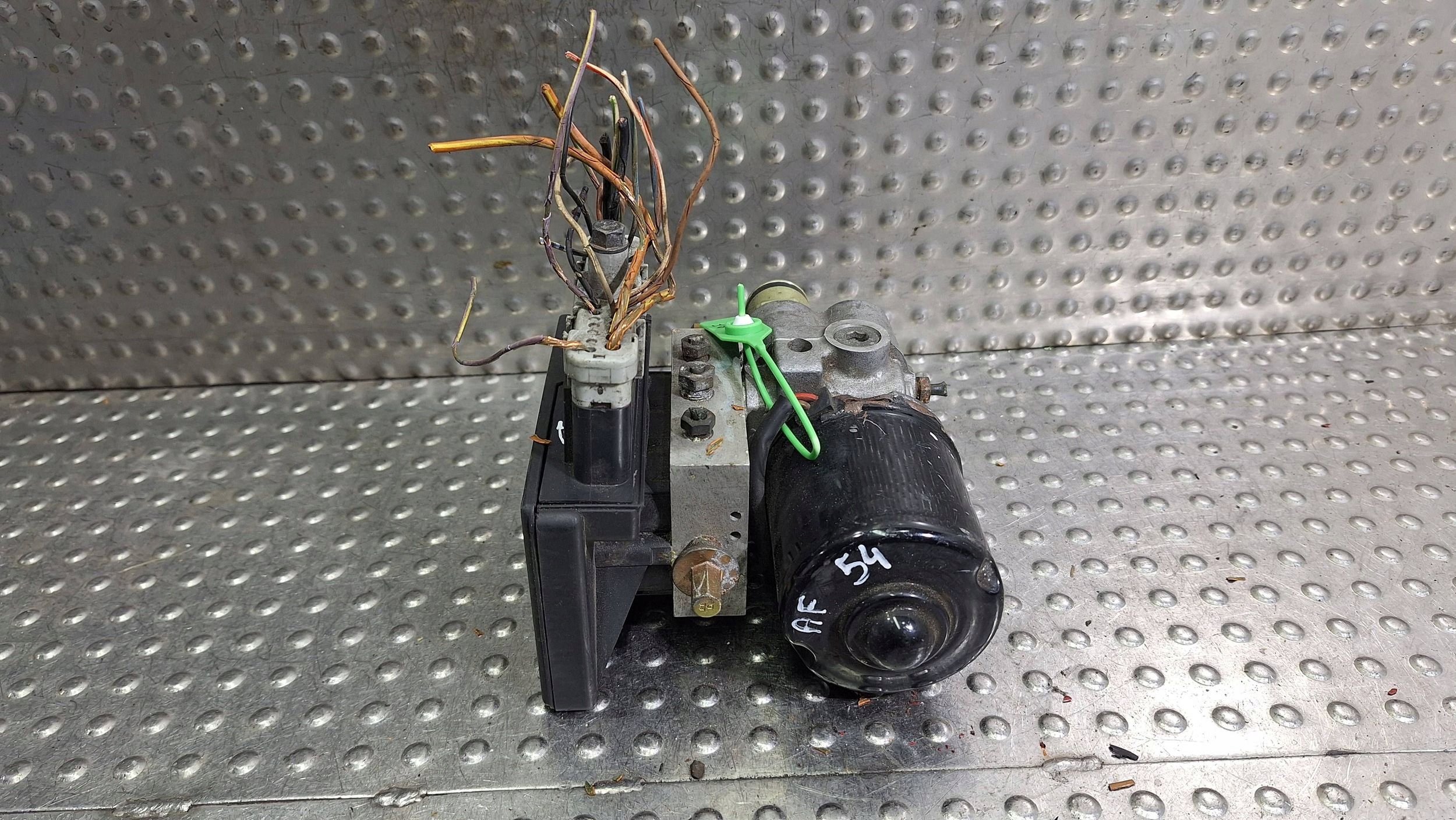 pump control unit ABS 95GB-2M110-AC 95GB-2C013-AC FORD SCORPIO MK2