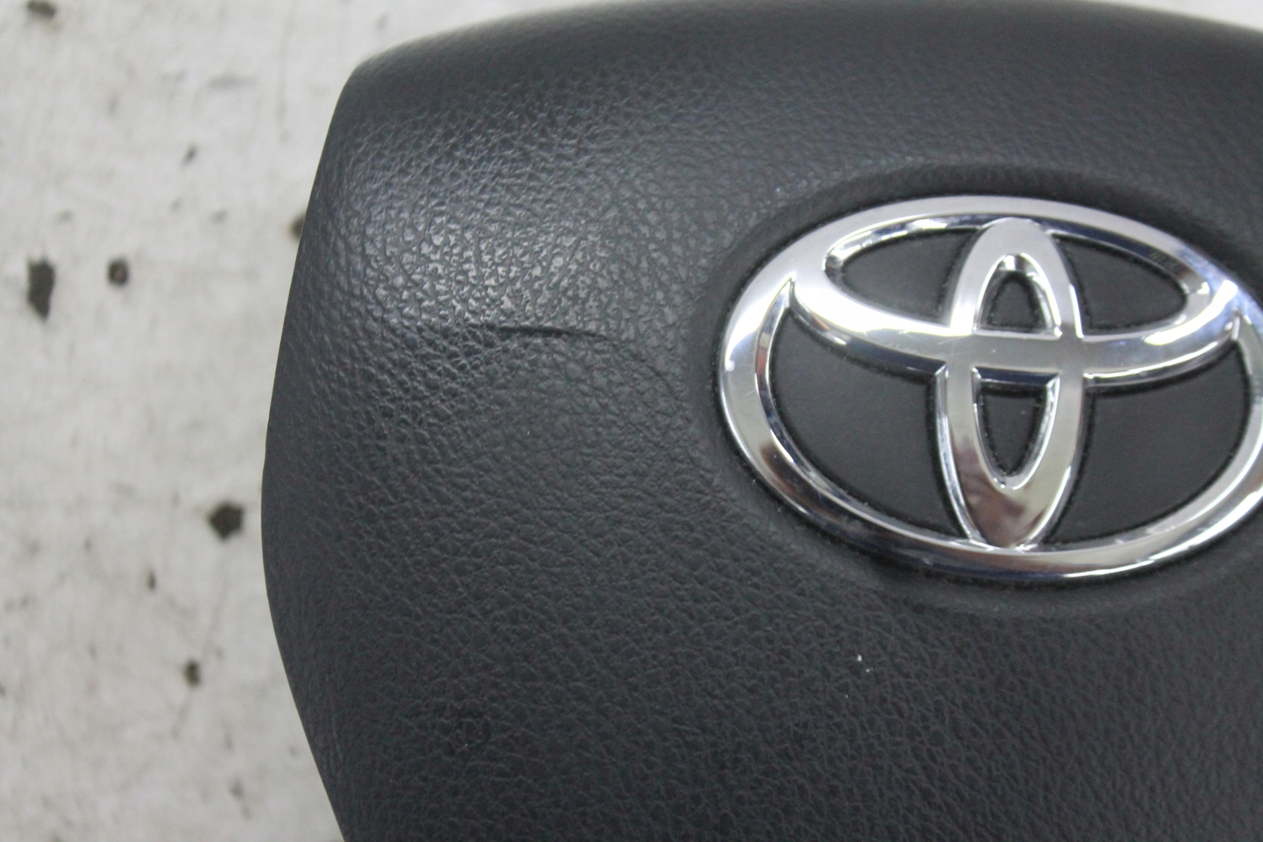 AIRBAG Airbag Deckel TOYOTA AURIS II E18 12-15