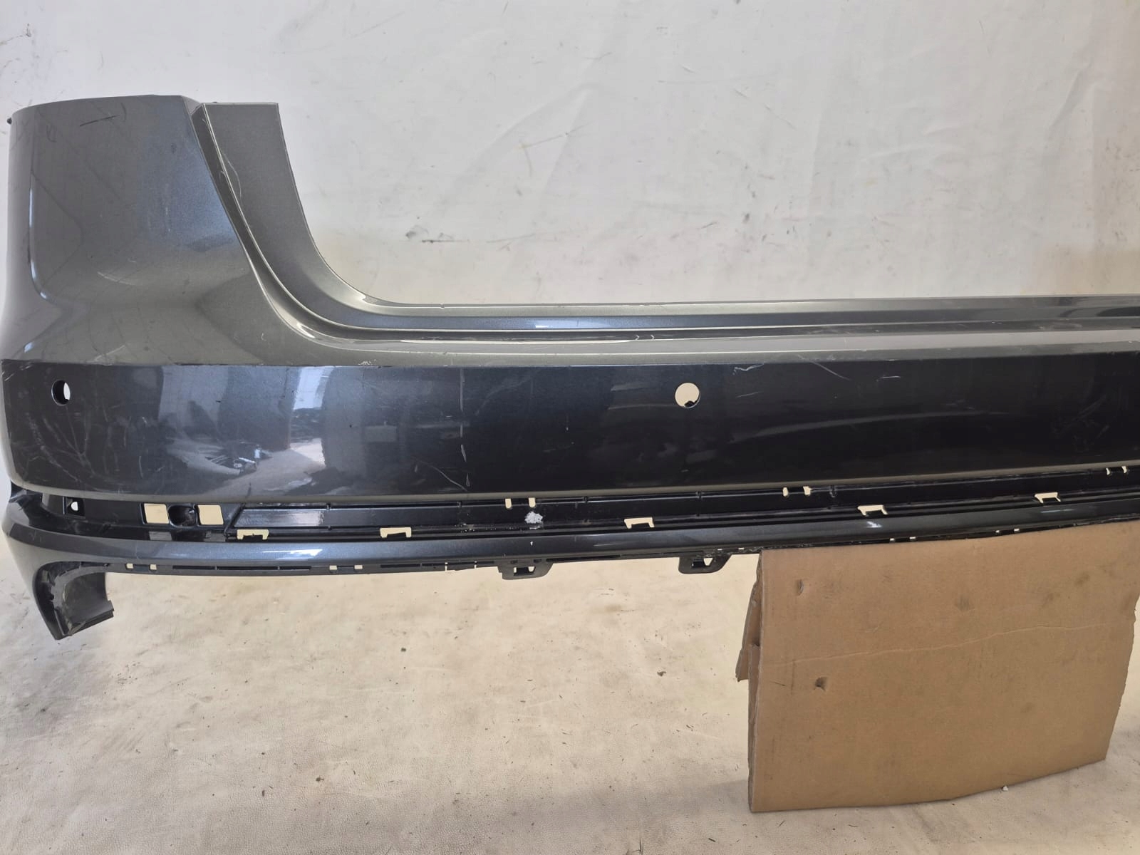 AUDI A4 B9 8W KOMBI S-LINE 15-19 bumper rear part rear 4XPDC