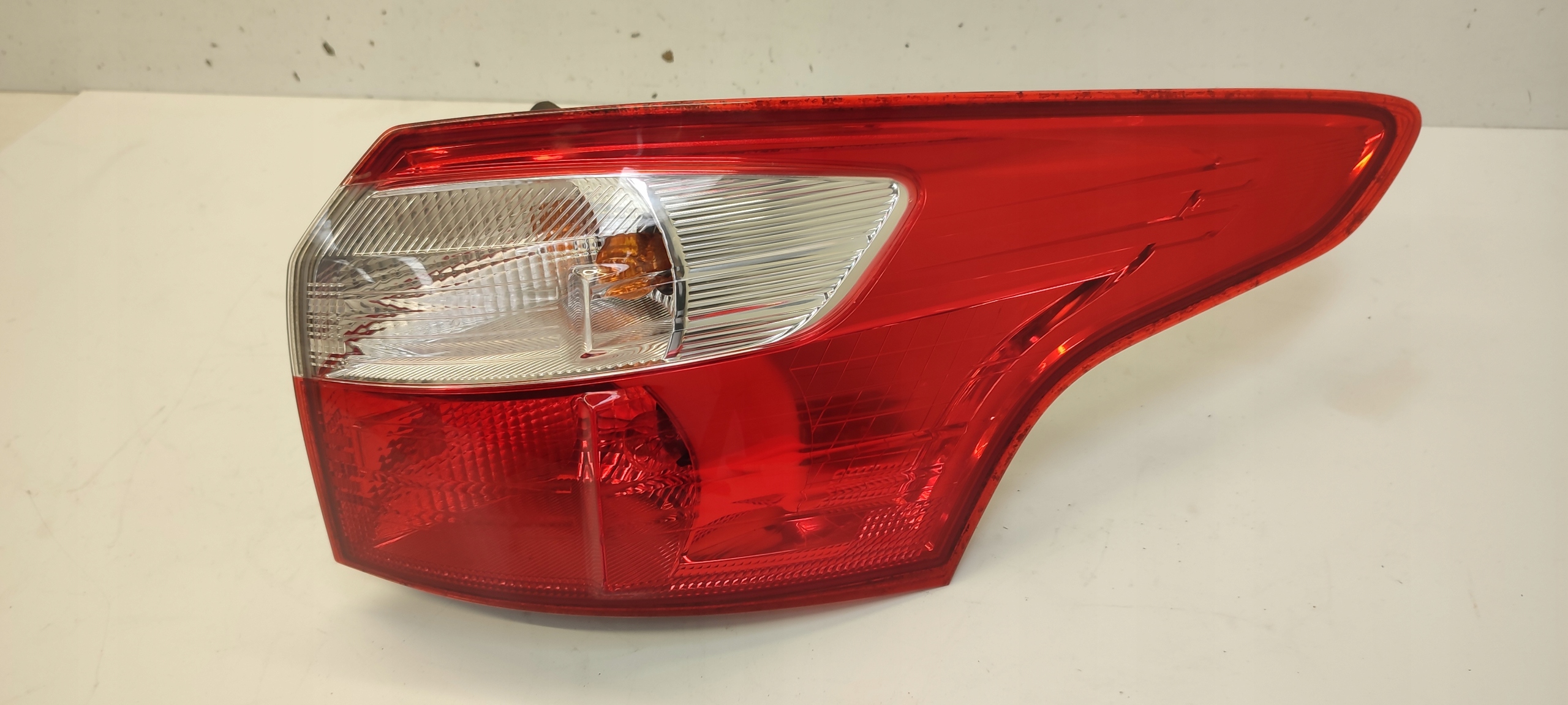 light right rear part europa Ford Focus MK3 1,0 Ecoboost