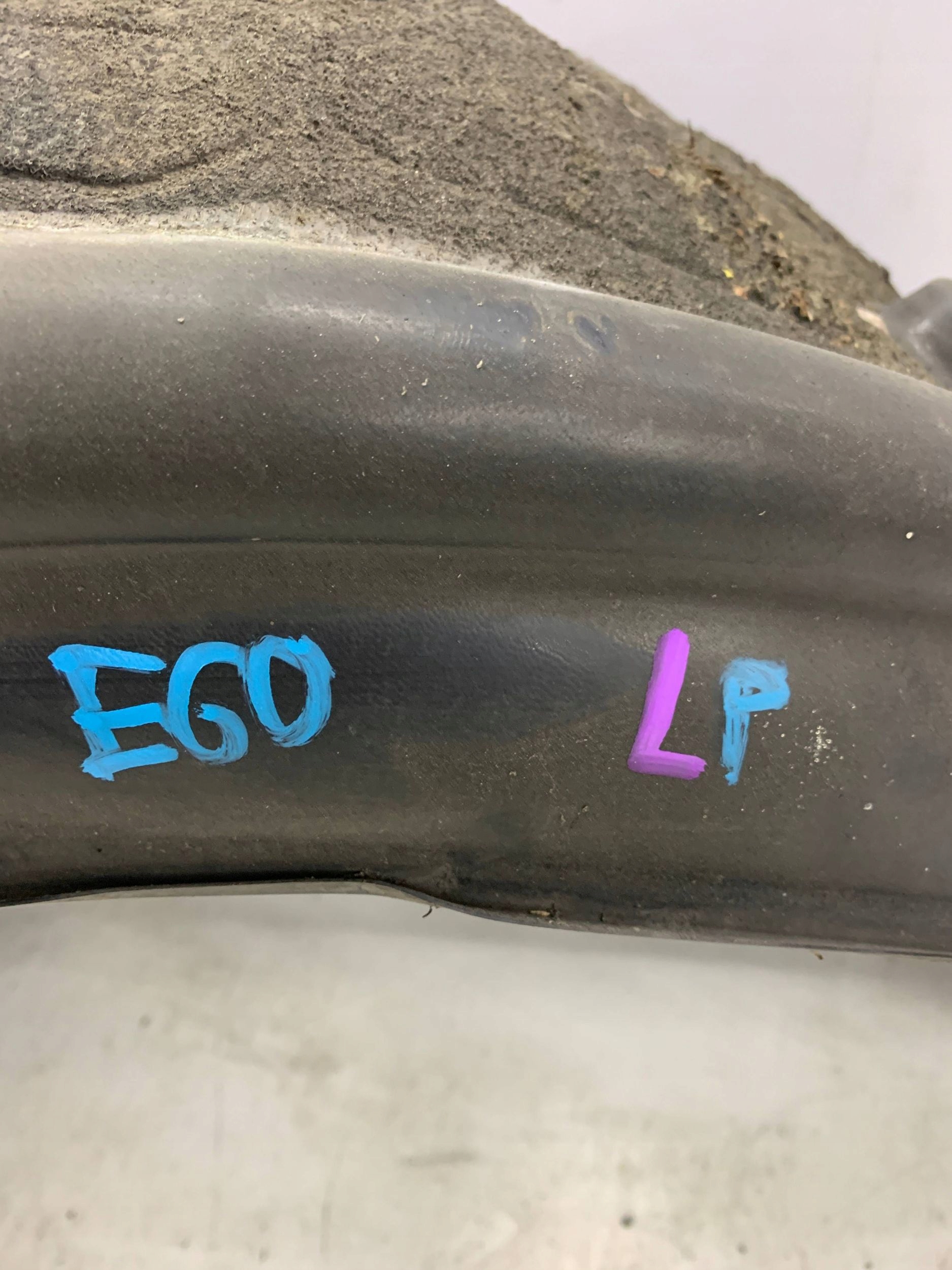 mudguard left front left front 51717033749 BMW E60 (2003-2010)