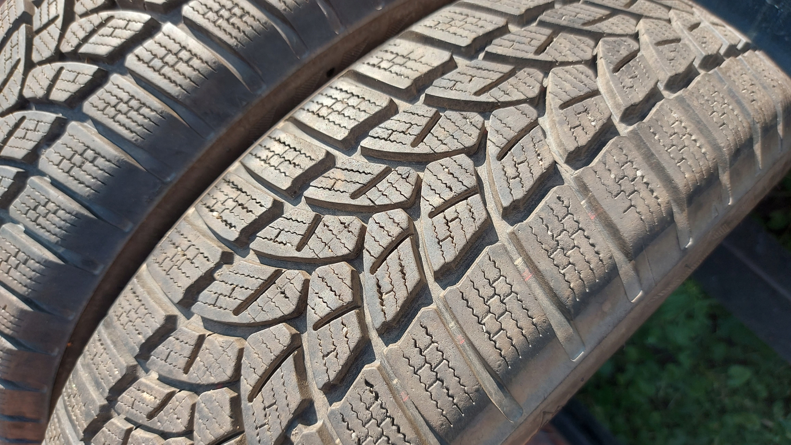 FIRESTONE WINTERHAWK 3 175/65R15 Reifen Winter- 6,5mm