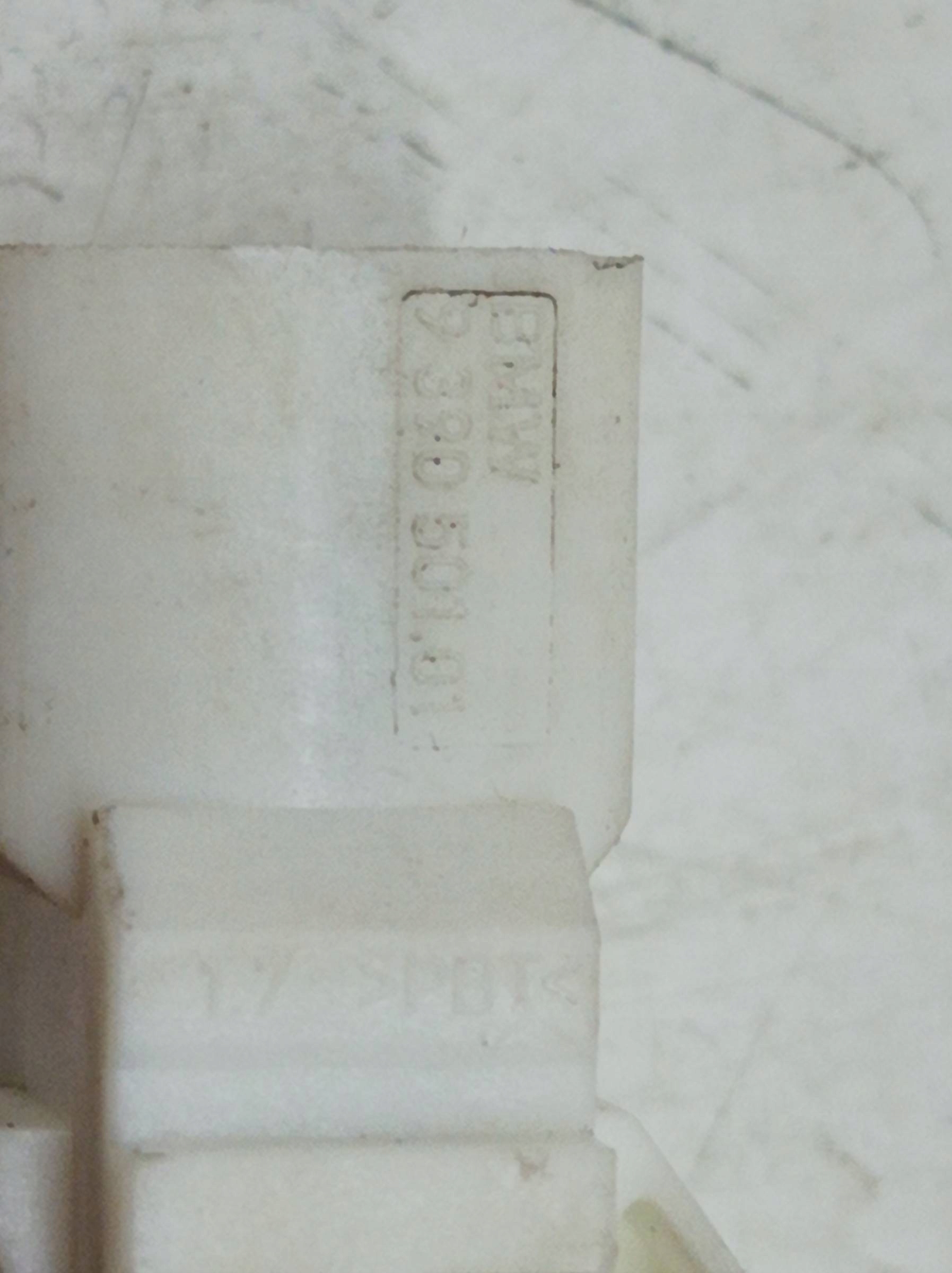 adapter USB 939D501 Bmw Seria 5 VII (2017-2024) G30/G31