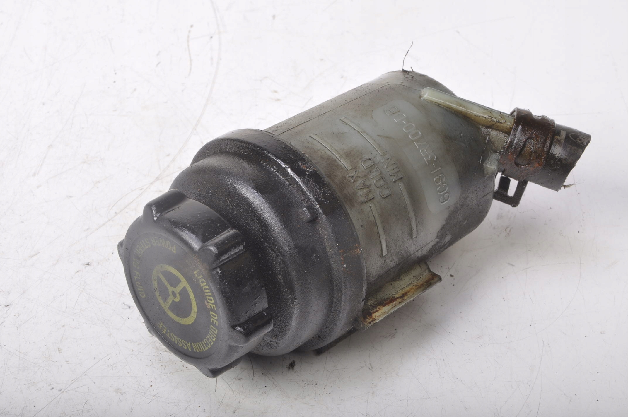 6C91-3R700-DB - MONDEO MK4 2.0 TDCI БАЧОК ГИДРОУСИЛИТЕЛЯ