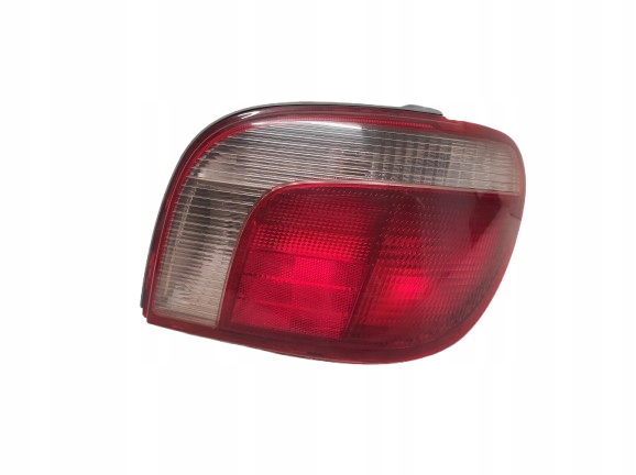 TOYOTA YARIS 1 I 99- LAMPA PRAWA TYŁ